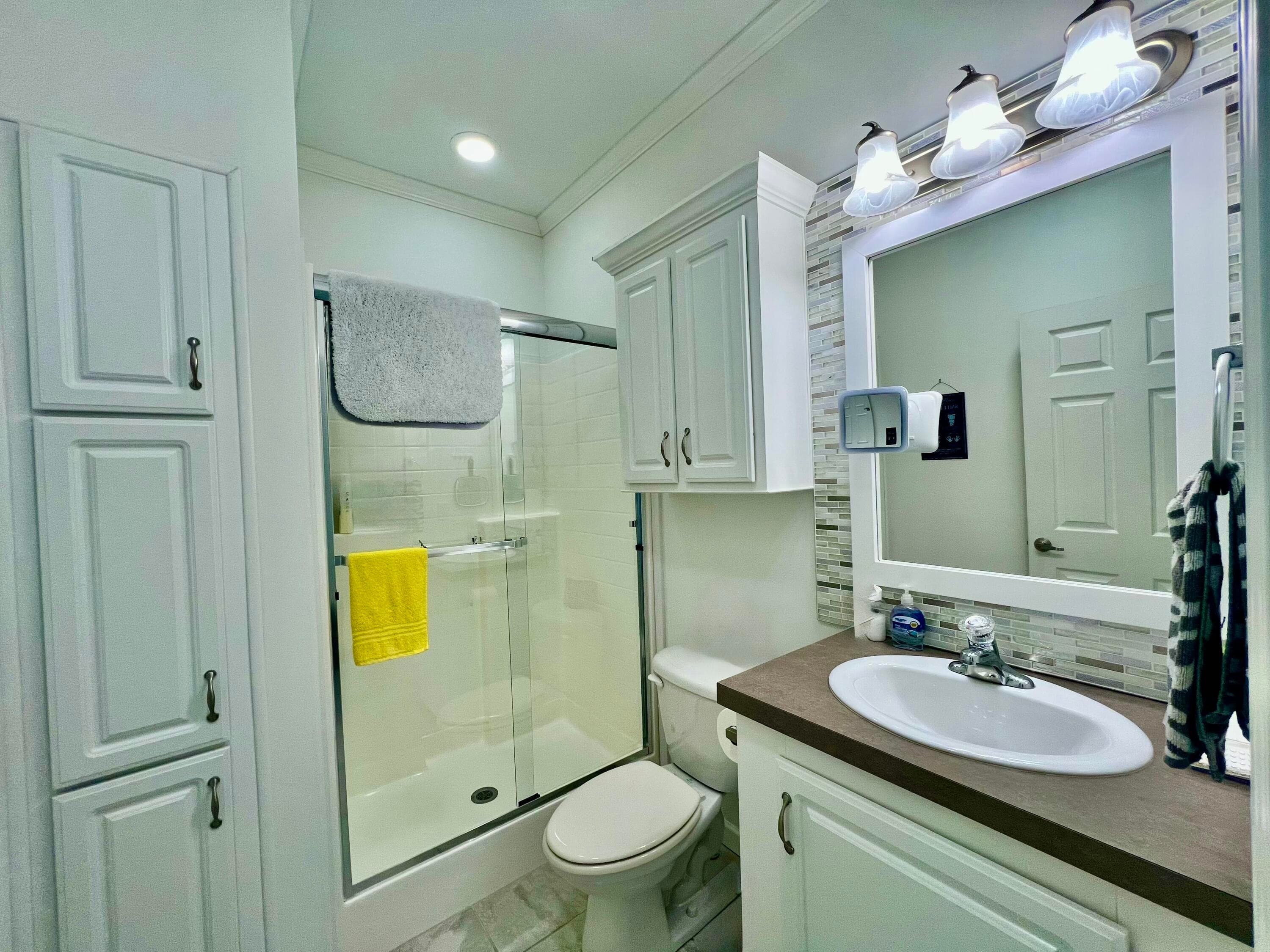 413 Hibiscus Drive, Deerfield Beach, FL 33442 — photo 27 of 39
