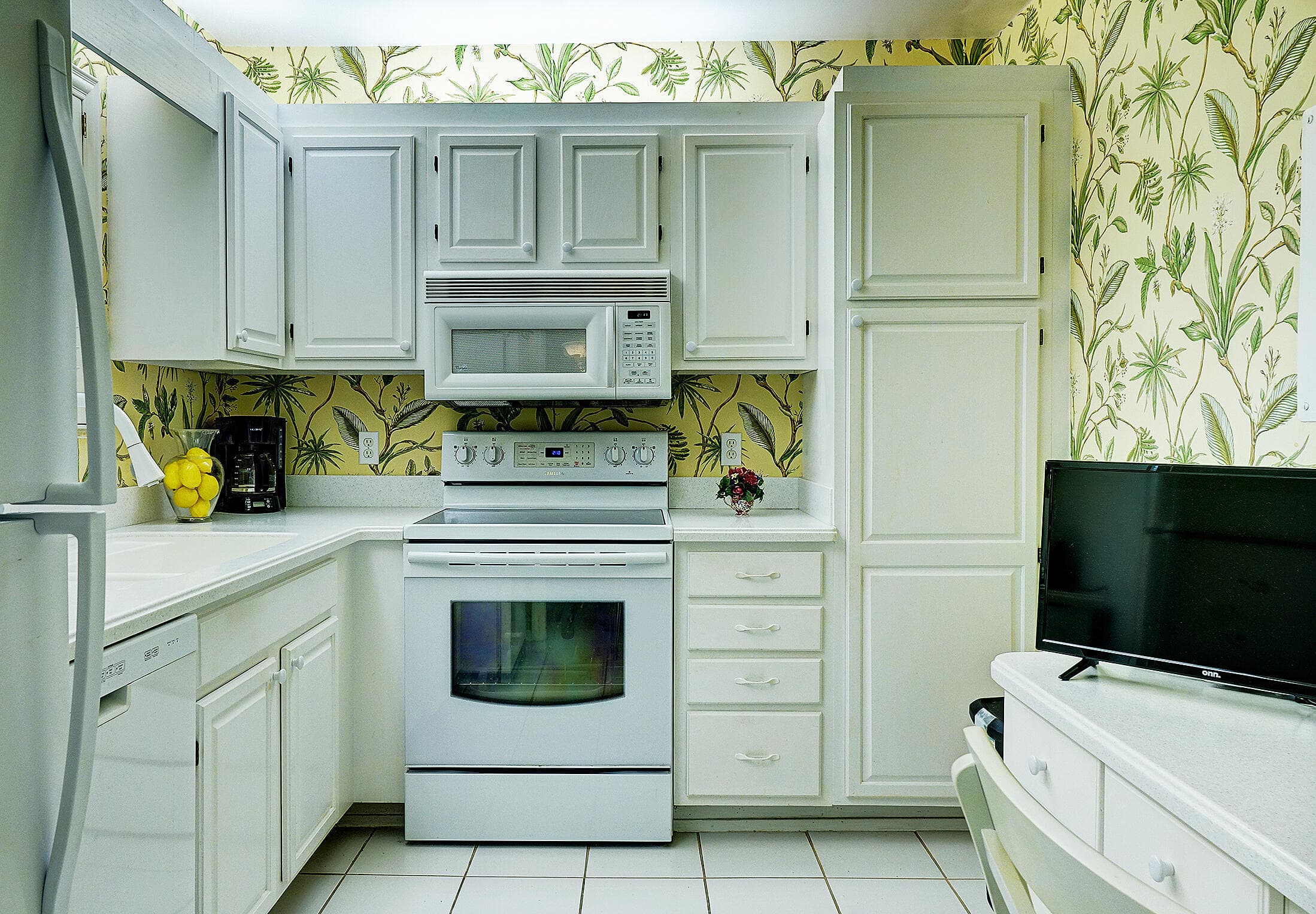 2370 NE Ocean Boulevard C305, Stuart, FL 34996 — photo 5 of 29