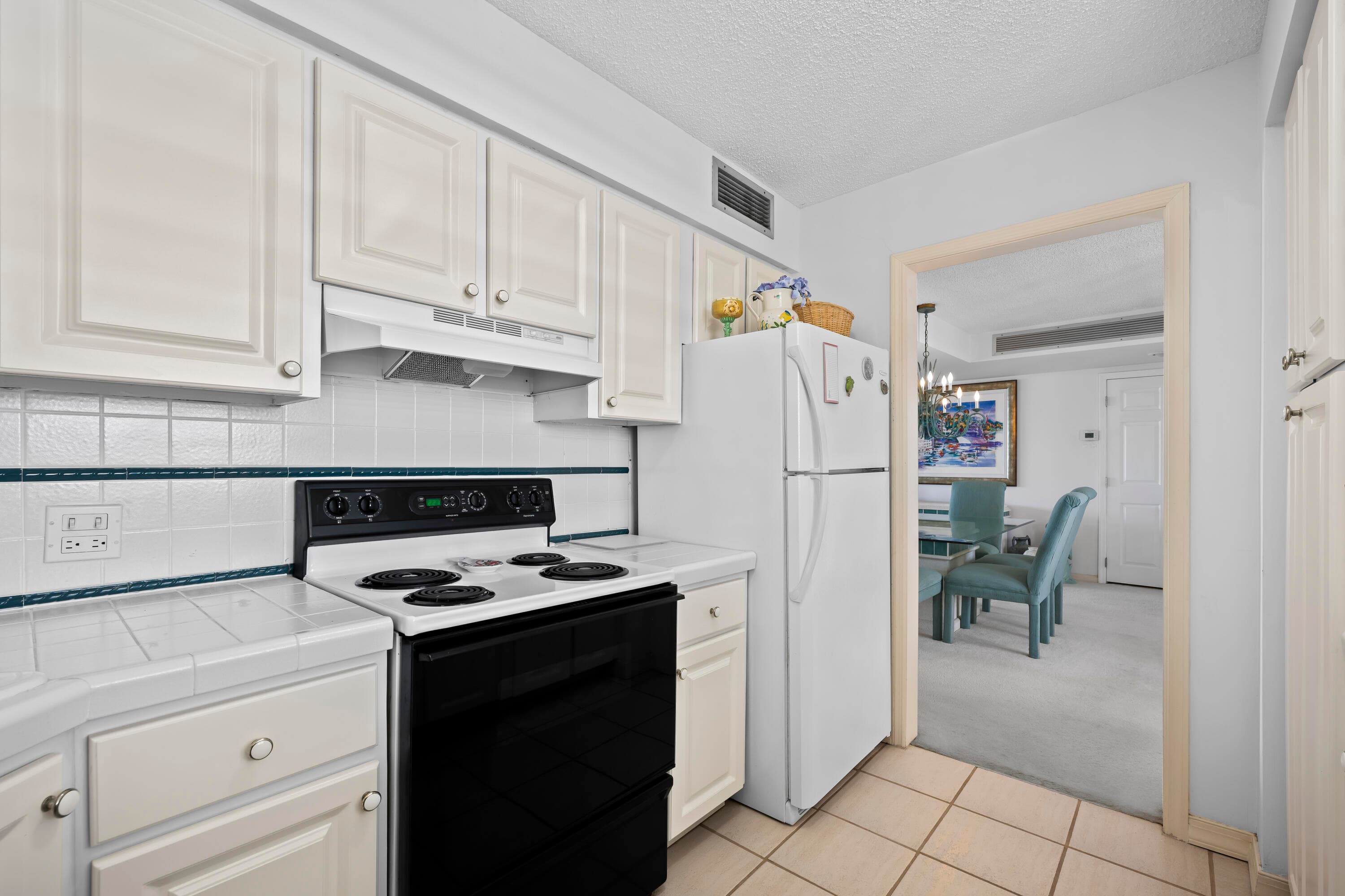 134 Lakeshore Drive 814, North Palm Beach, FL 33408 — photo 9 of 29