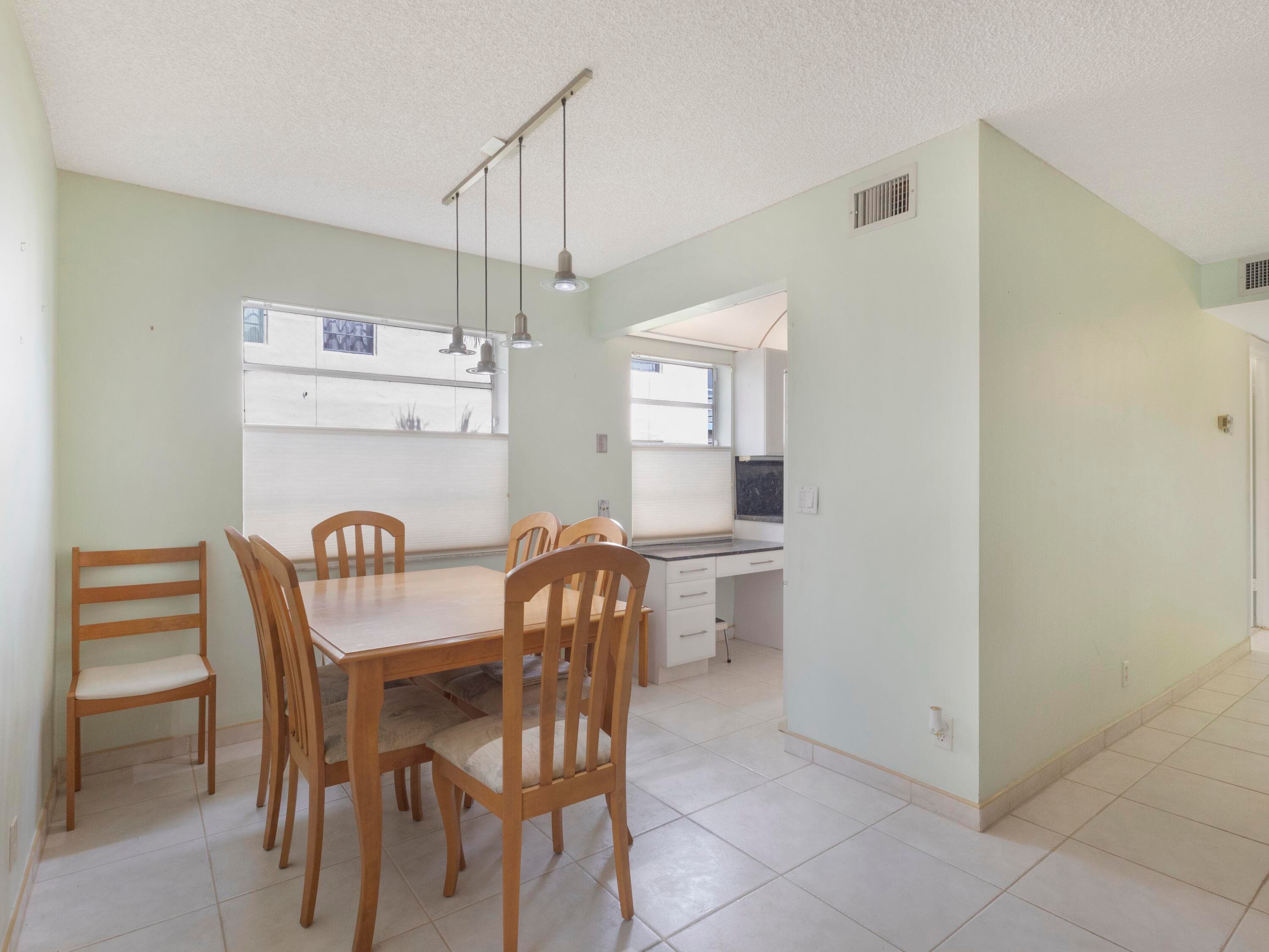 405 Burgundy I, Delray Beach, FL 33484 — photo 6 of 35