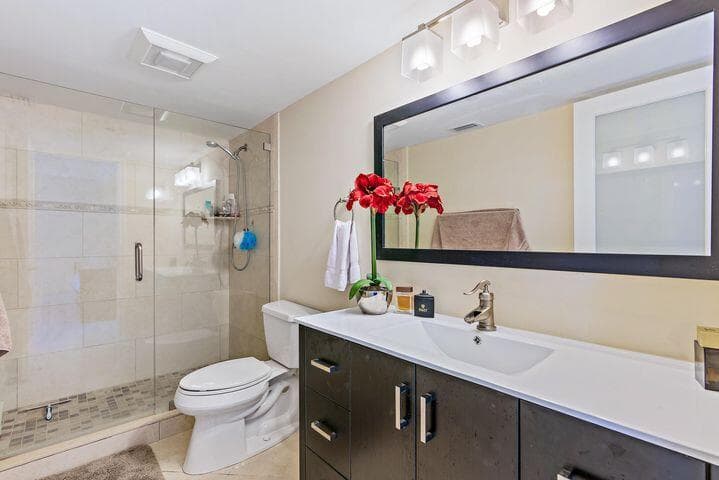 3560 S Ocean Boulevard 200, South Palm Beach, FL 33480 — photo 9 of 30
