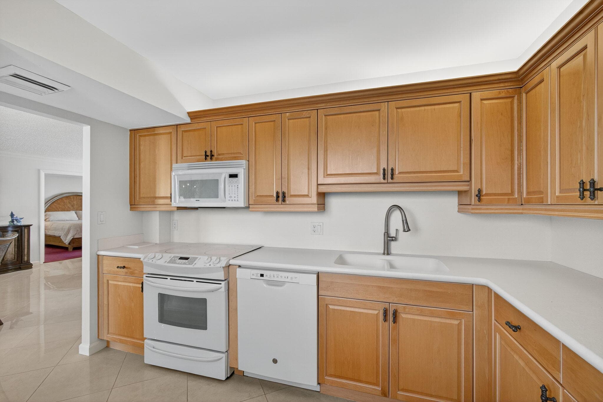 100 Ocean Trail Way 305, Jupiter, FL 33477 — photo 11 of 96