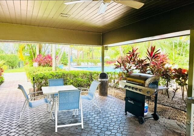 3080 N Course Drive 202, Pompano Beach, FL 33069 — photo 14 of 16