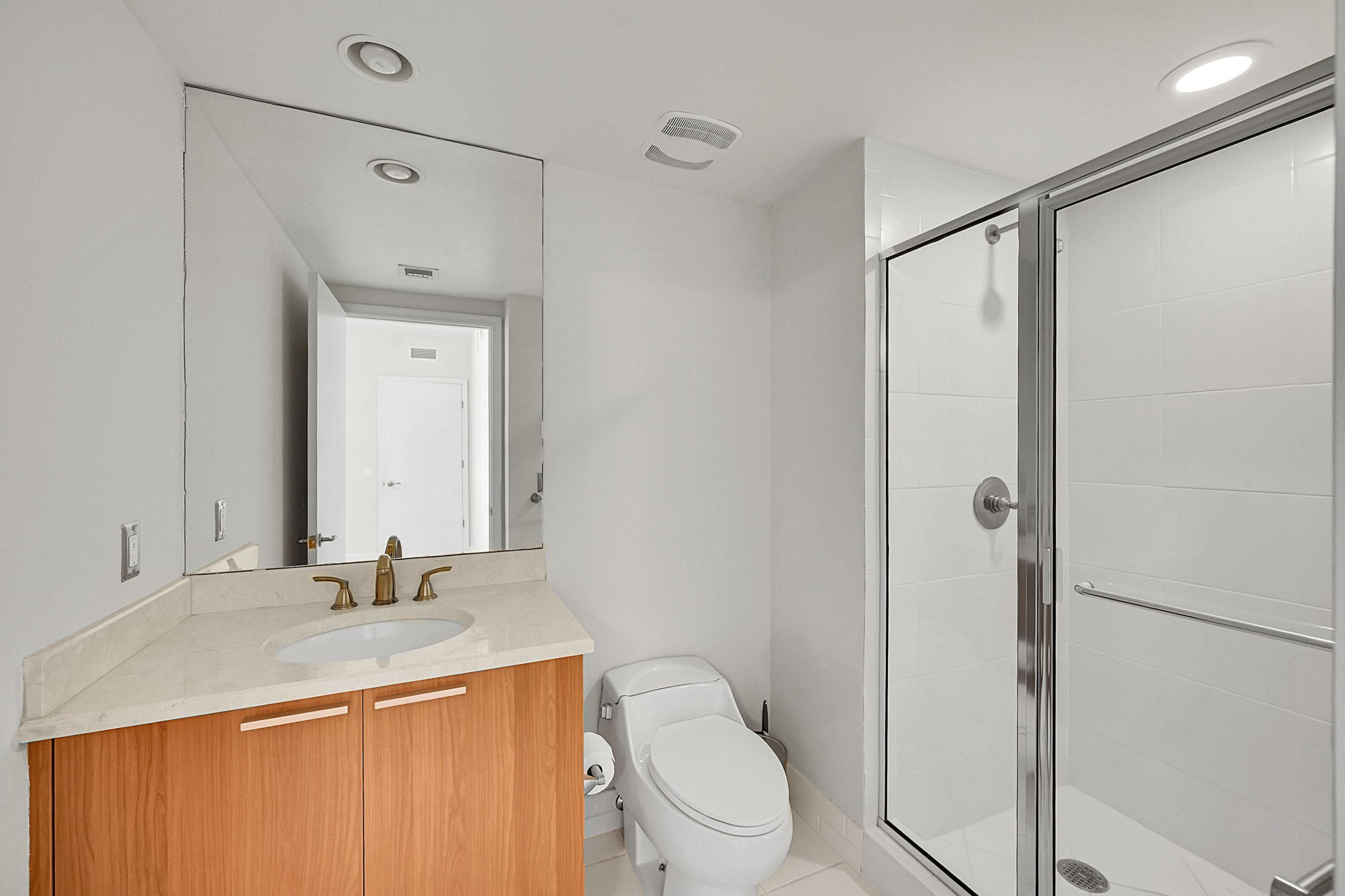 2640 Lake Shore Drive 2011, Riviera Beach, FL 33404 — photo 38 of 68