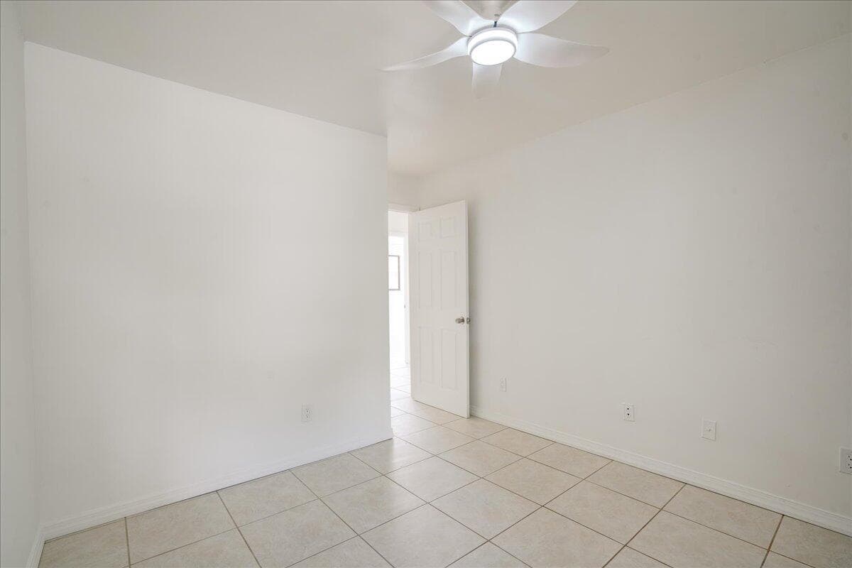 3 Fawlkland Circle, Boynton Beach, FL 33426 — photo 21 of 54