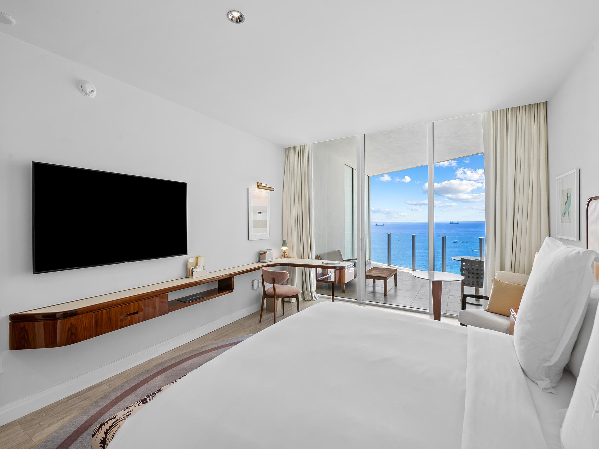 525 N Fort Lauderdale Beach Boulevard 1505, Fort Lauderdale, FL 33304 — photo 18 of 43