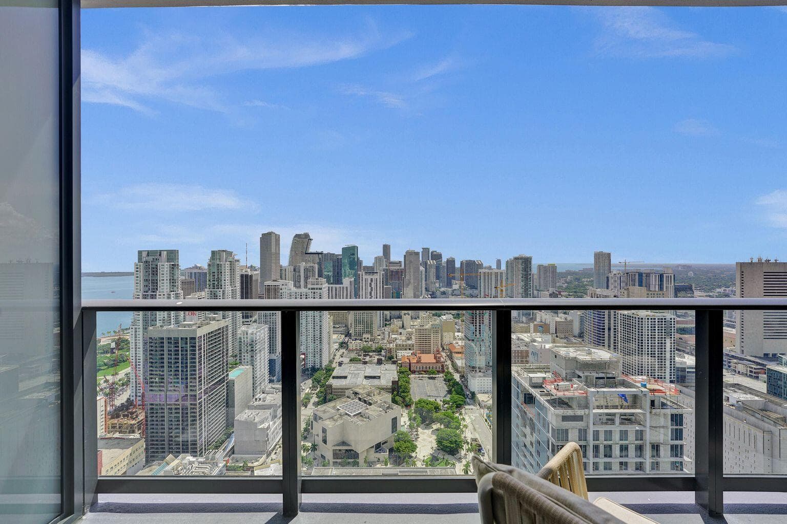 601 NE 1st Avenue 4712, Miami, FL 33132 — photo 13 of 27