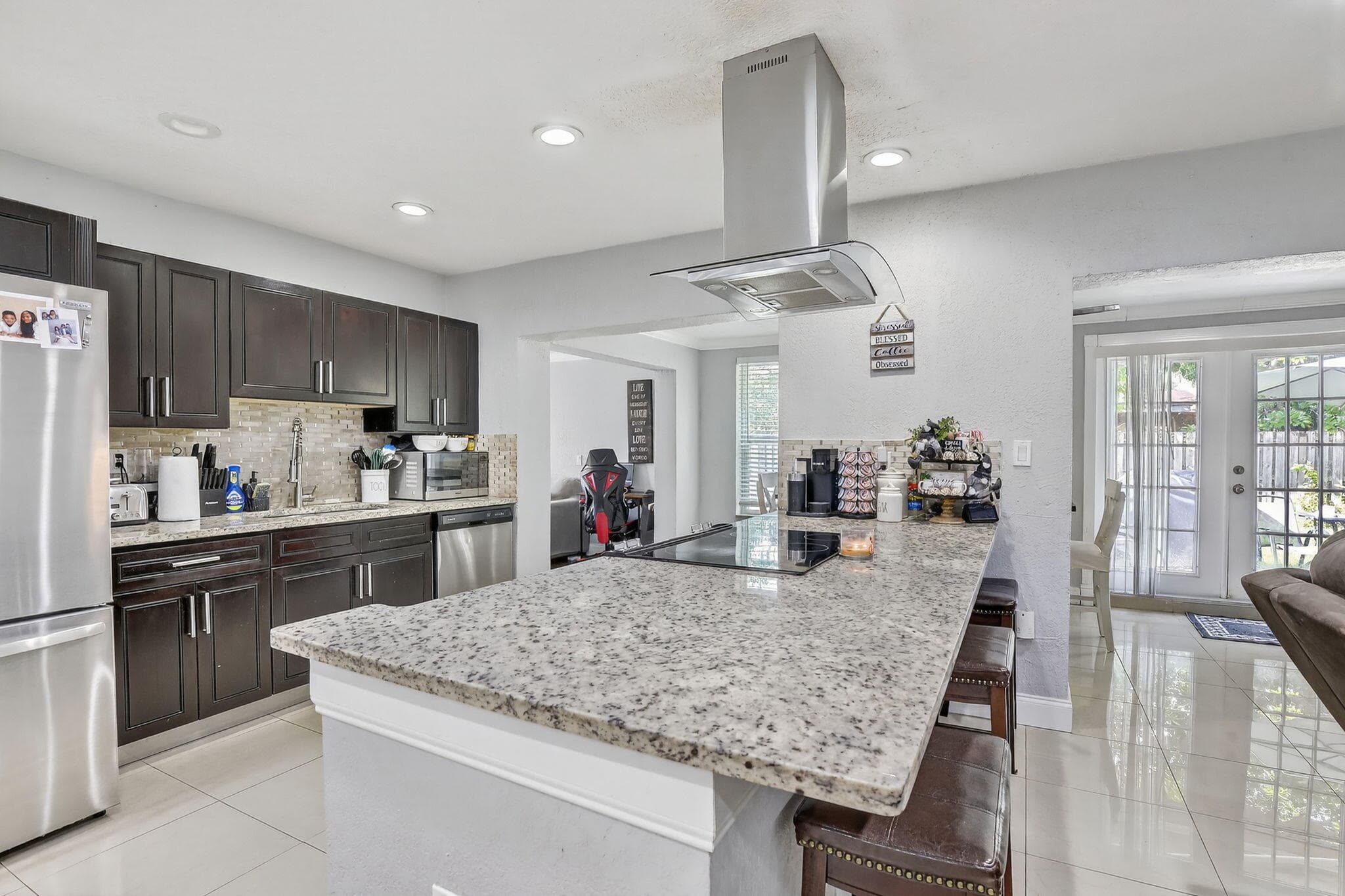 7451 NW 21st Street, Sunrise, FL 33313 — photo 3 of 34