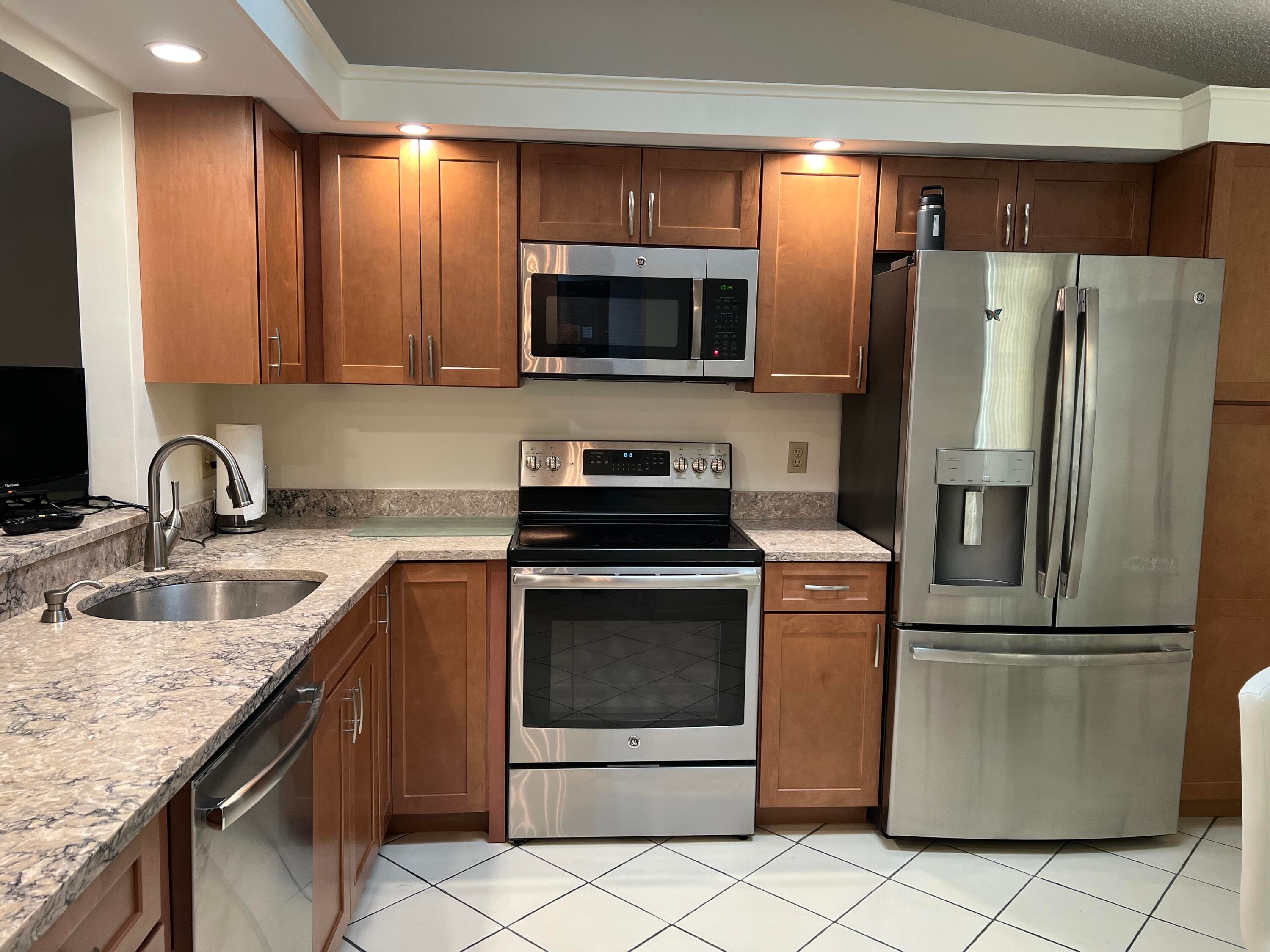 10555 Garden Palm Court A, Boynton Beach, FL 33437 — photo 2 of 52