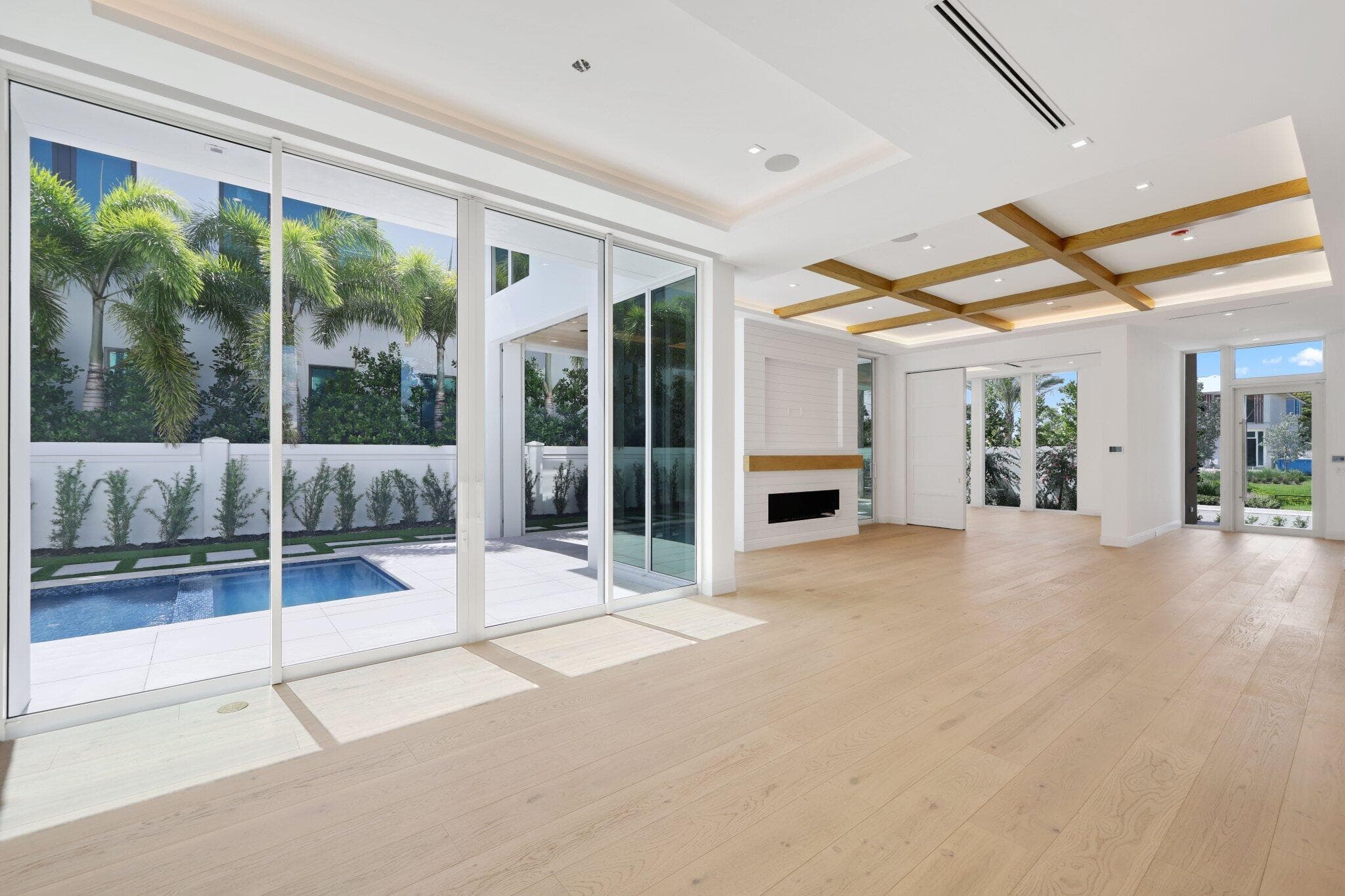320 Grove Place, Delray Beach, FL 33444 — photo 13 of 80