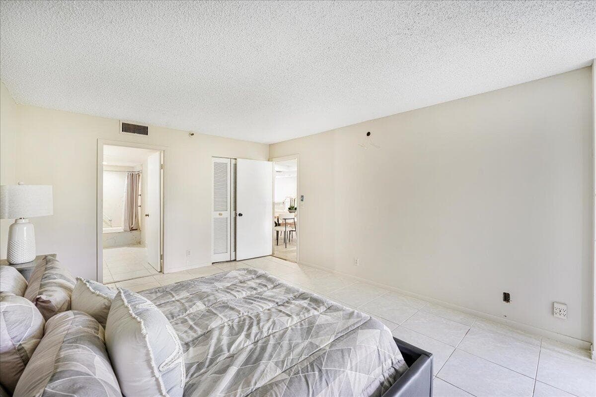 6400 NW 2nd Avenue 123, Boca Raton, FL 33487 — photo 23 of 32
