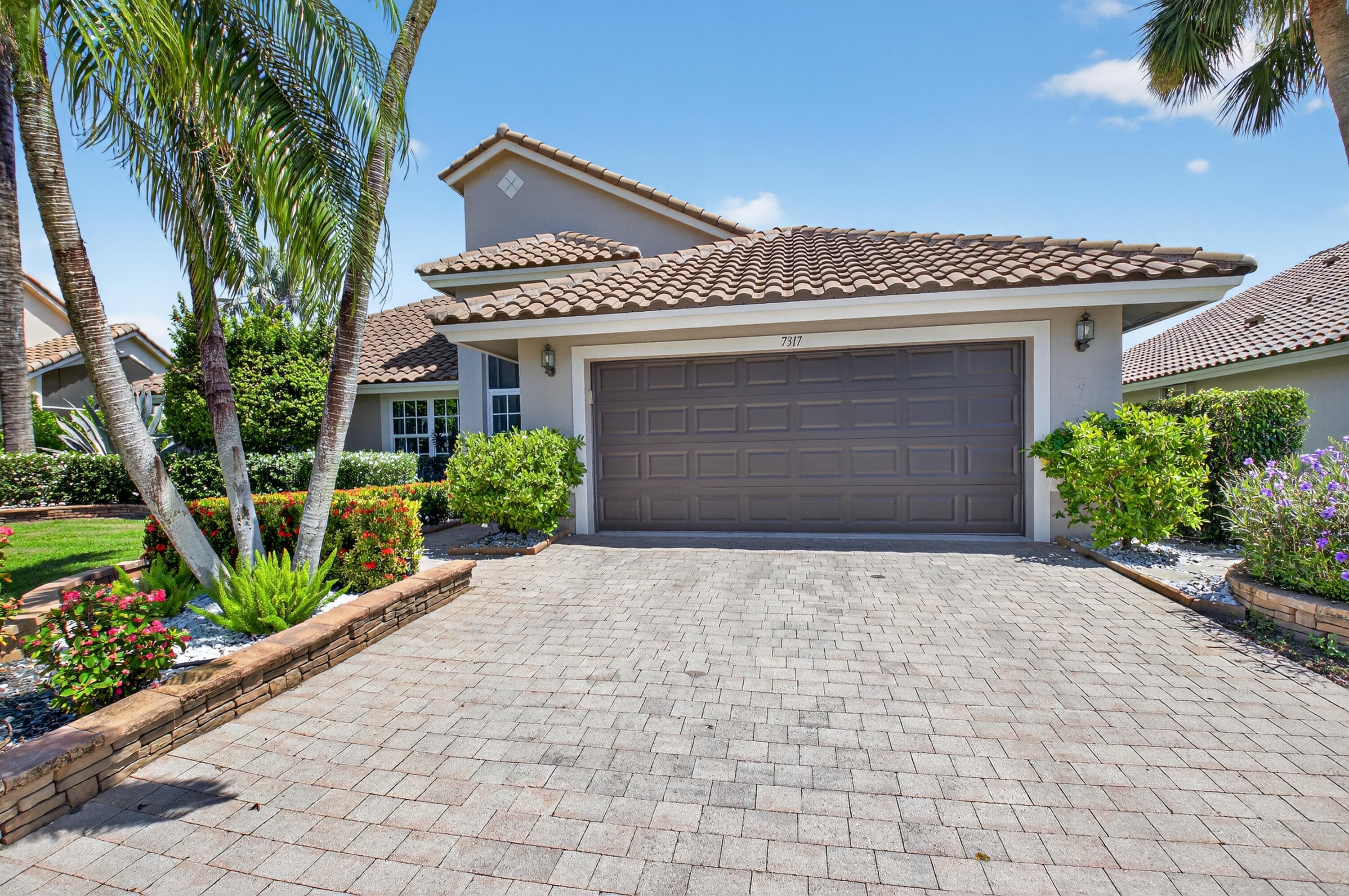 7317 Amber Falls Lane, Boynton Beach, FL 33437 — photo 3 of 58