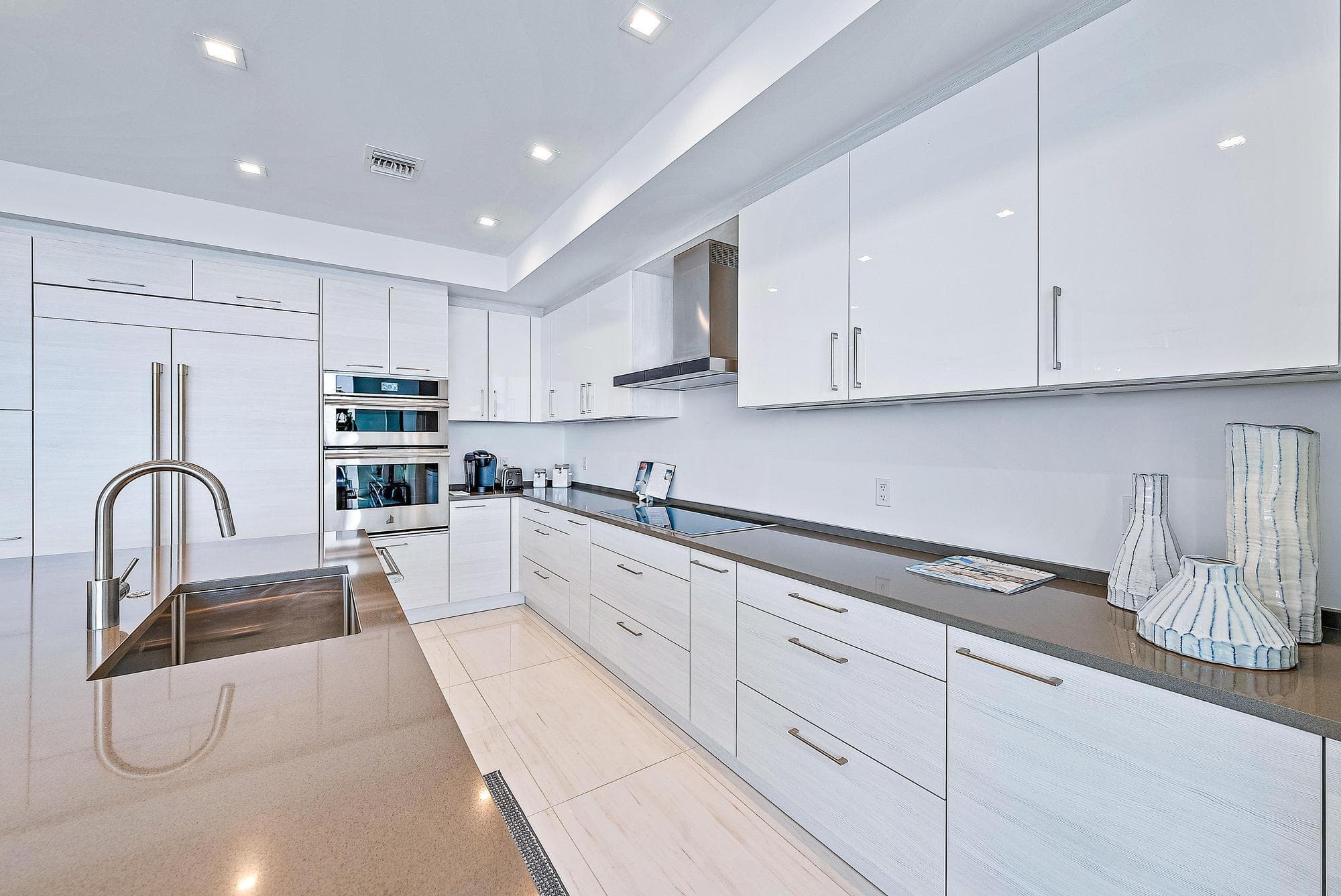 3 Water Club Way 1002, North Palm Beach, FL 33408 — photo 6 of 18