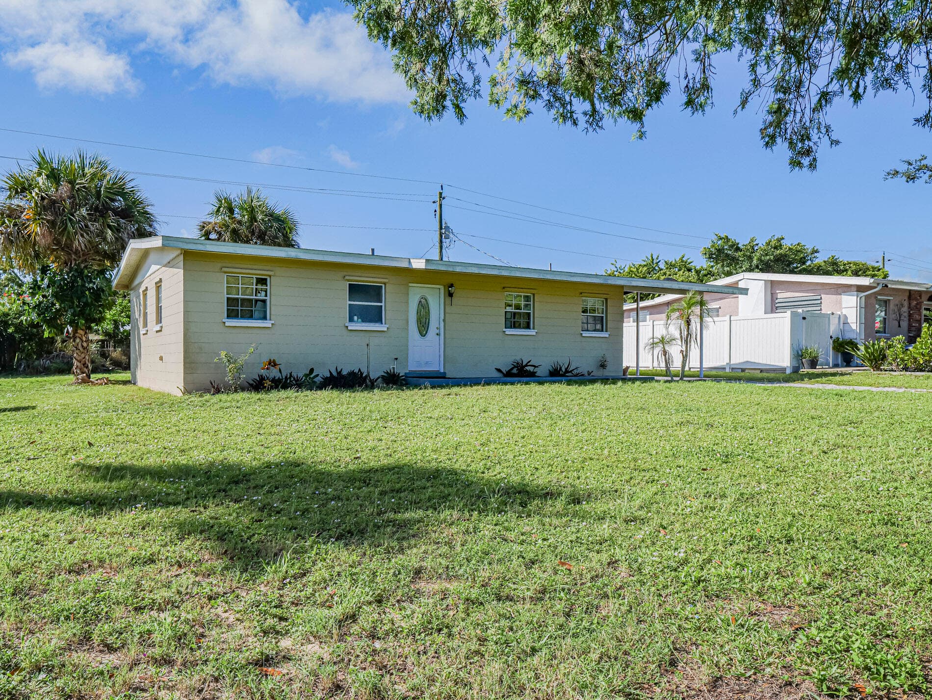 563 4th Place SW, Vero Beach, FL 32962 — photo