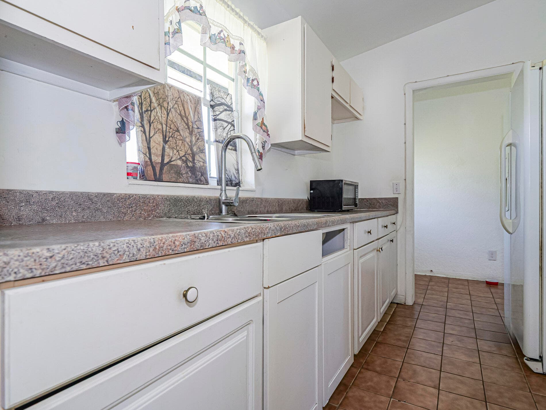 563 4th Place SW, Vero Beach, FL 32962 — photo 19 of 30