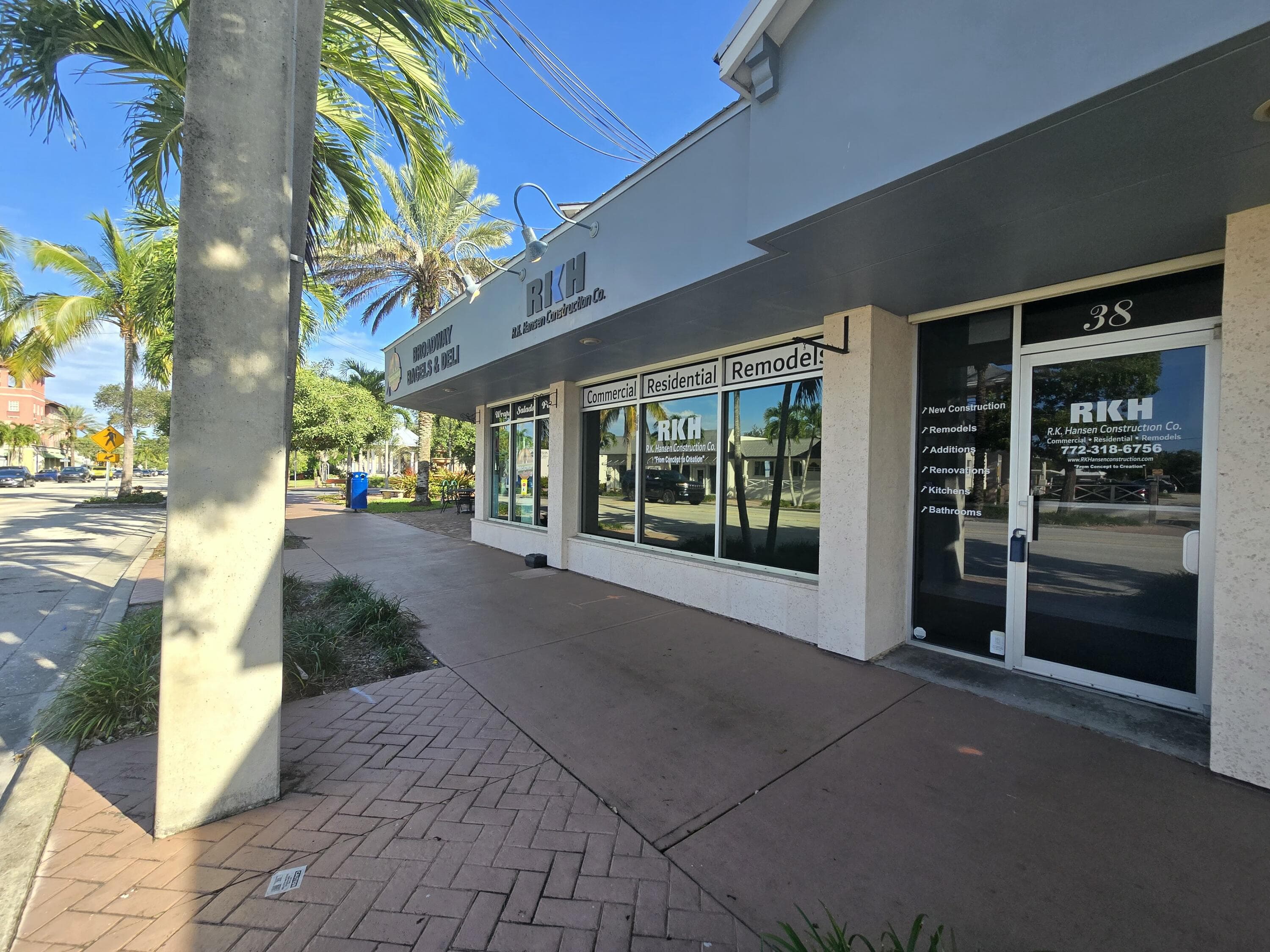 38 SE Ocean Boulevard 38, Stuart, FL 34994 — photo 3 of 12