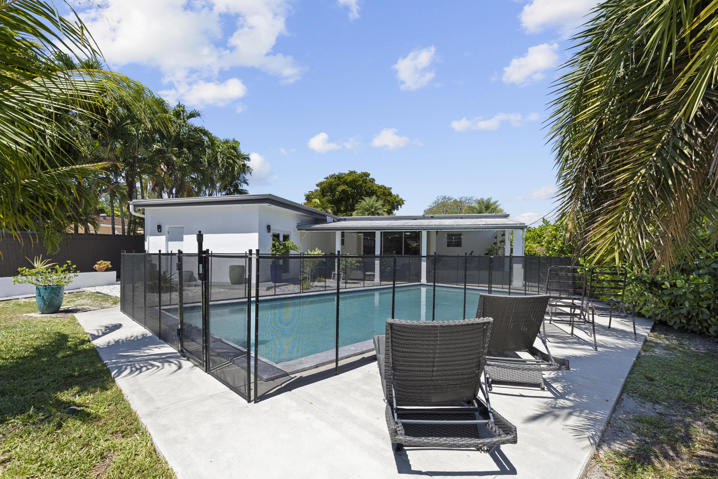 297 Minola Drive, Miami Springs, FL 33166 — photo 28 of 52