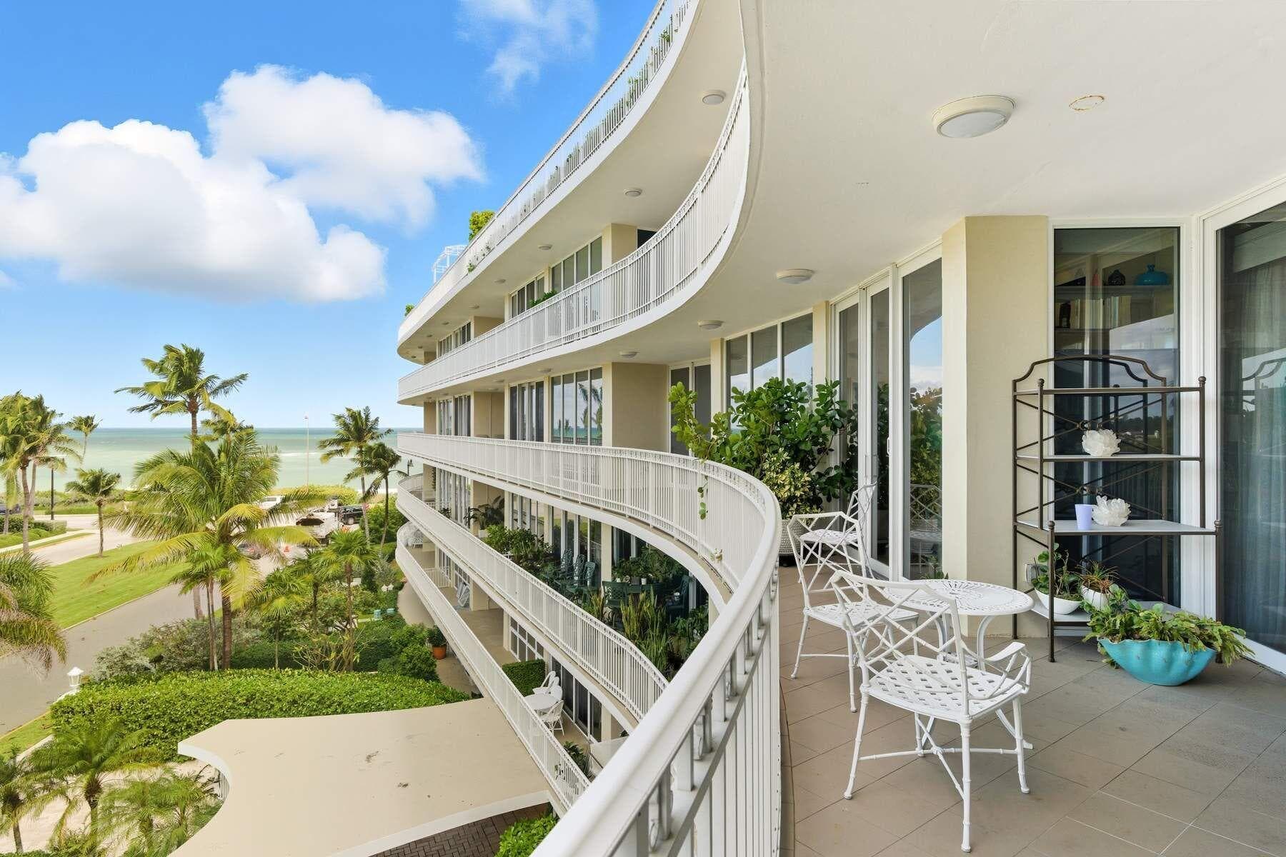 100 Royal Palm Way F4, Palm Beach, FL 33480 — photo 1 of 28