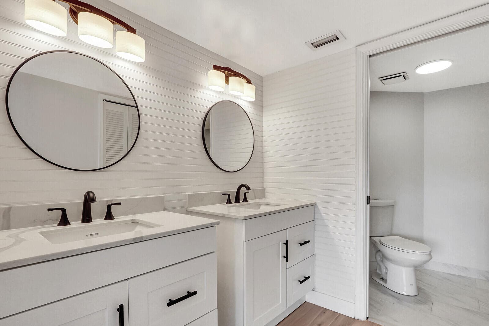 700 Uno Lago Drive 301, Juno Beach, FL 33408 — photo 12 of 17