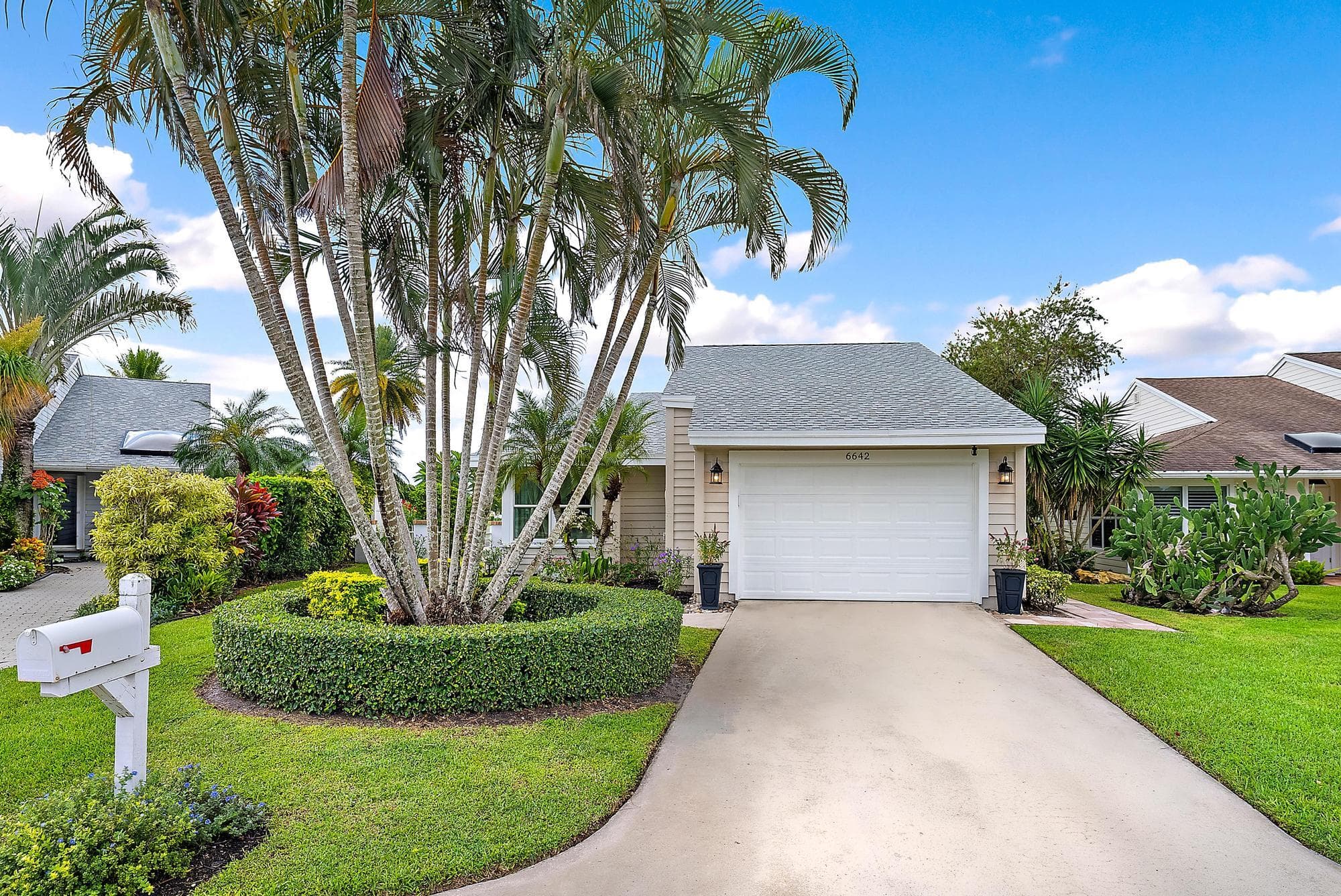 6642 S Pine Court, Palm Beach Gardens, FL 33418 — photo 24 of 31