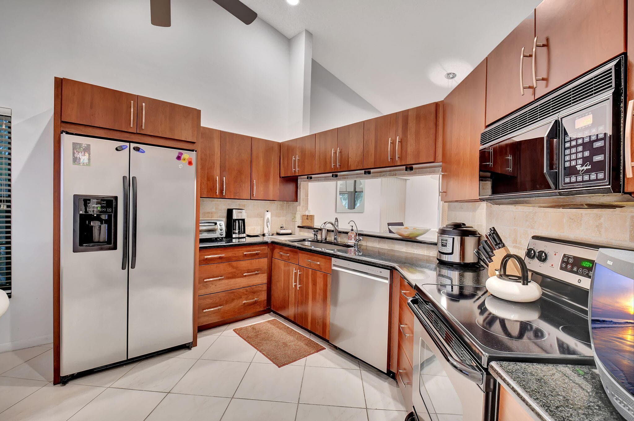 7512 Lexington Club Boulevard A, Delray Beach, FL 33446 — photo 12 of 60