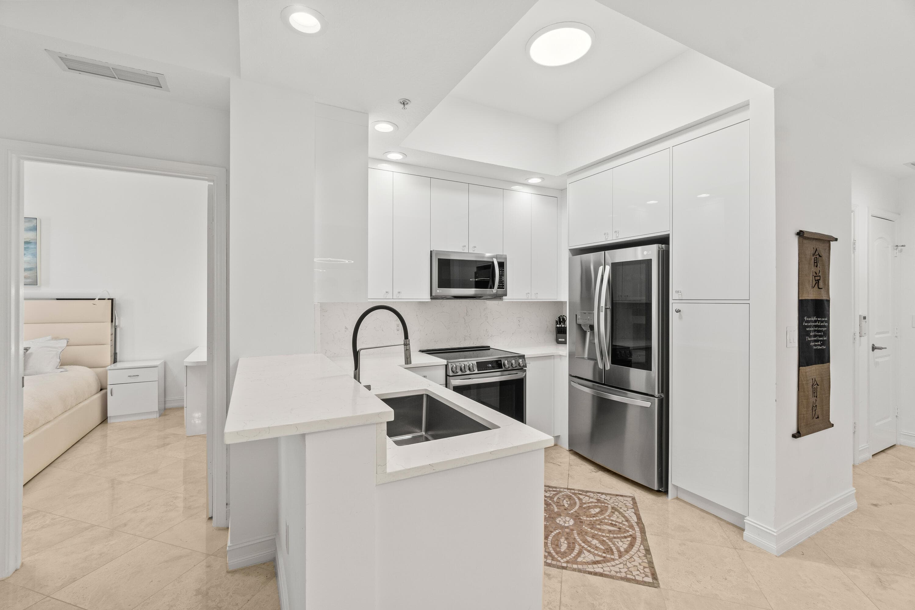 701 S Olive Avenue 1014, West Palm Beach, FL 33401 — photo 1 of 15
