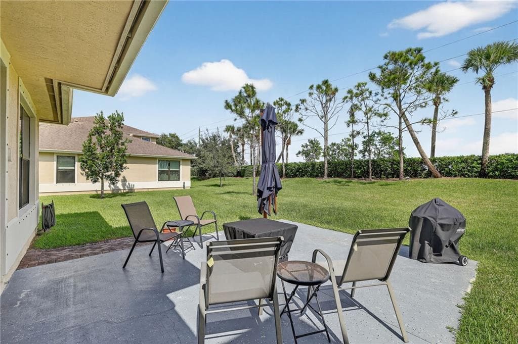 9897 E Villa Circle, Vero Beach, FL 32966 — photo 15 of 45