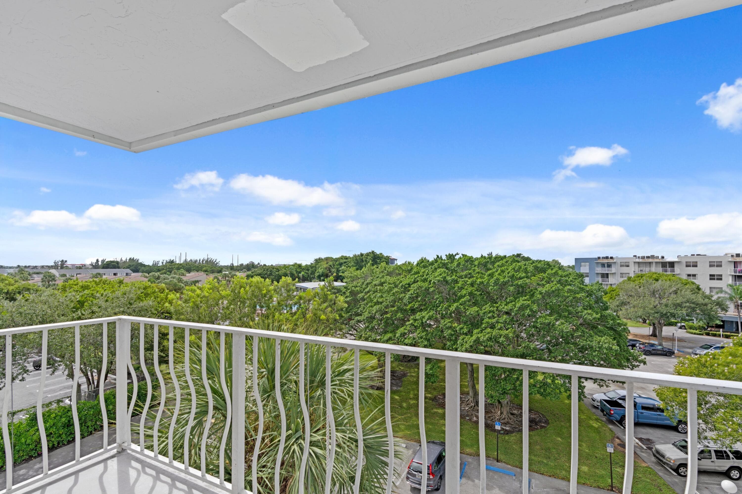 480 Executive Center Drive 5i, West Palm Beach, FL 33401 — photo 9 of 10