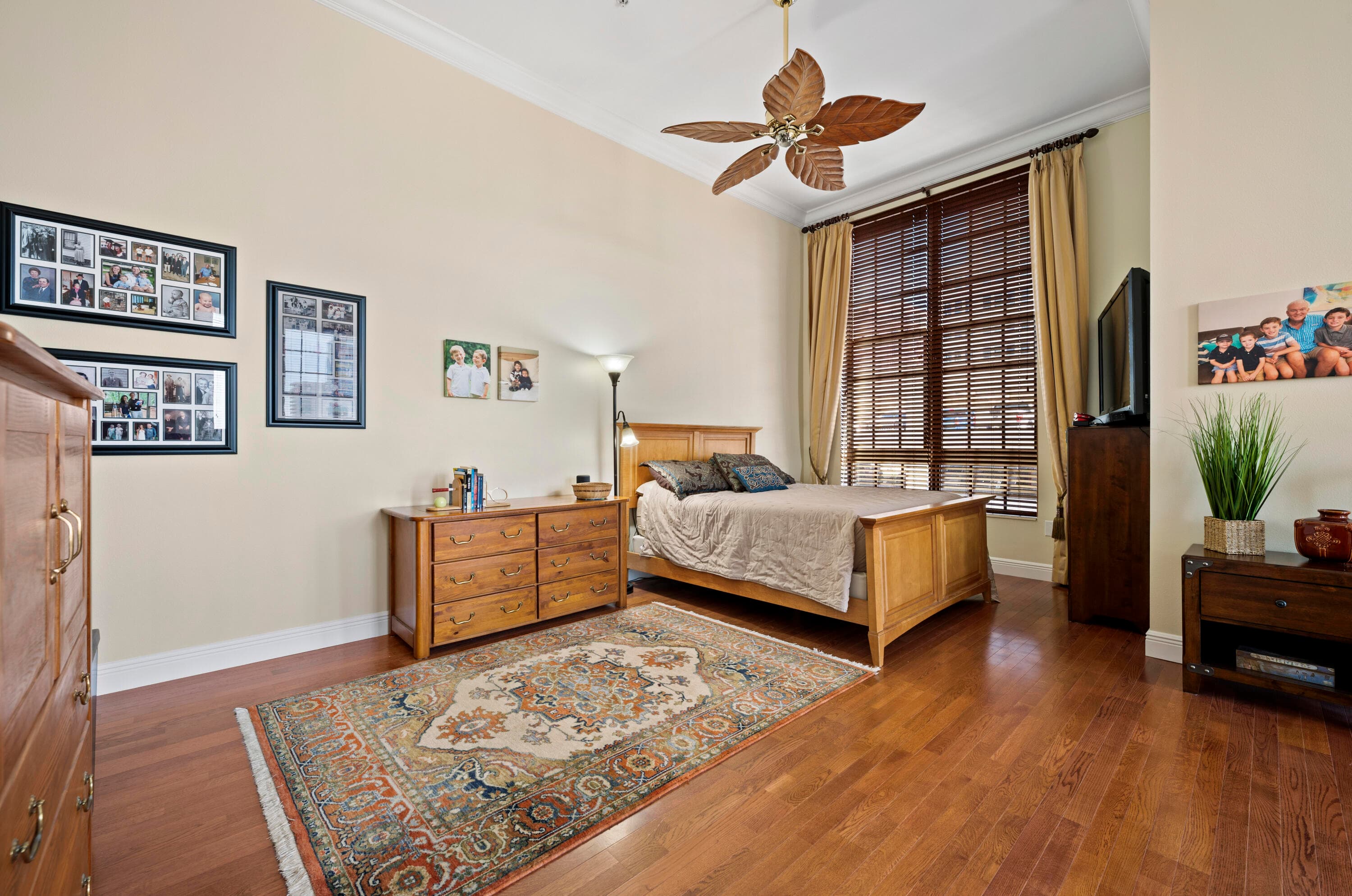 801 S Olive Avenue 416, West Palm Beach, FL 33401 — photo 29 of 48