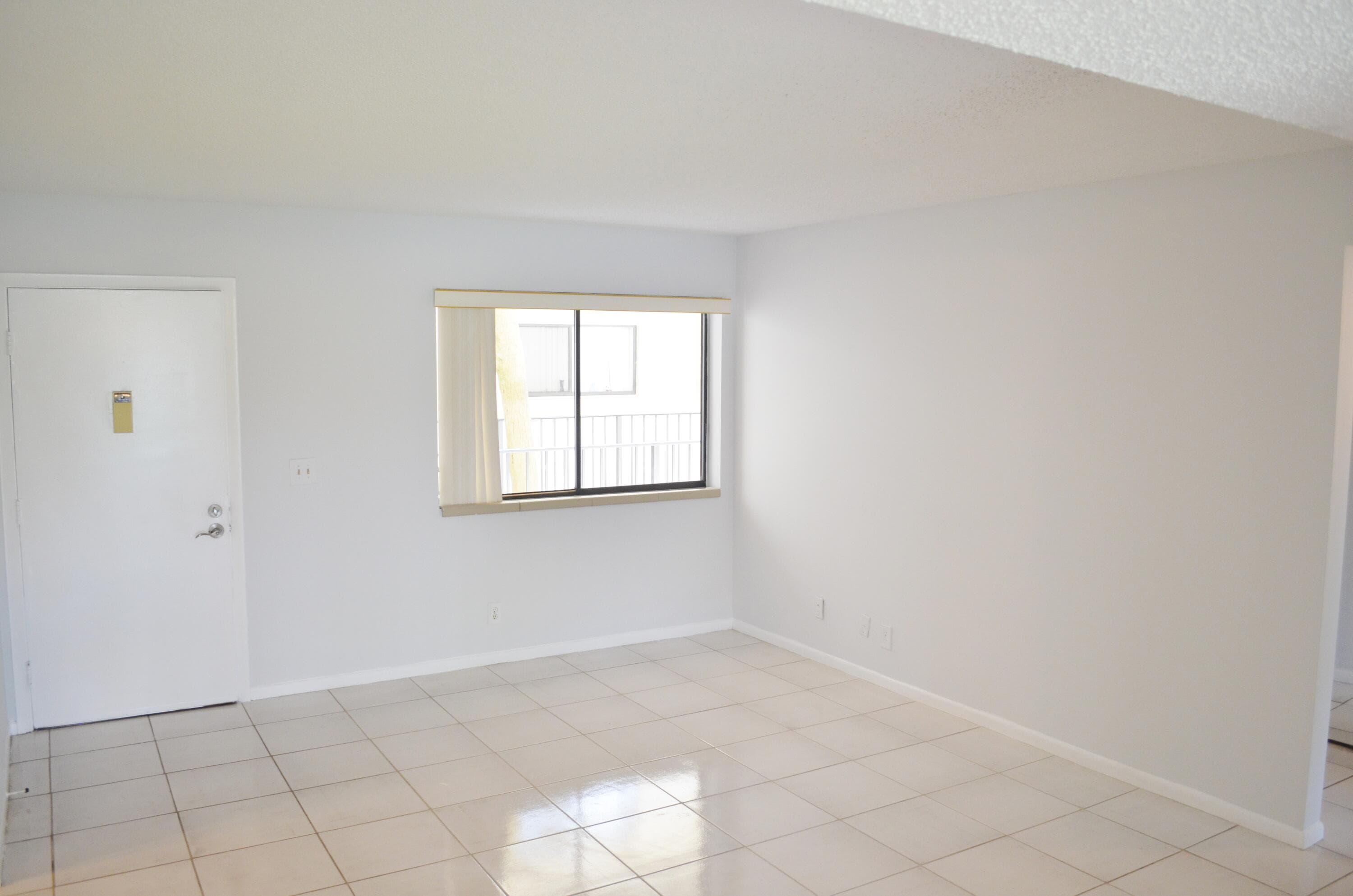 5220 Las Verdes Circle 211, Delray Beach, FL 33484 — photo 9 of 56