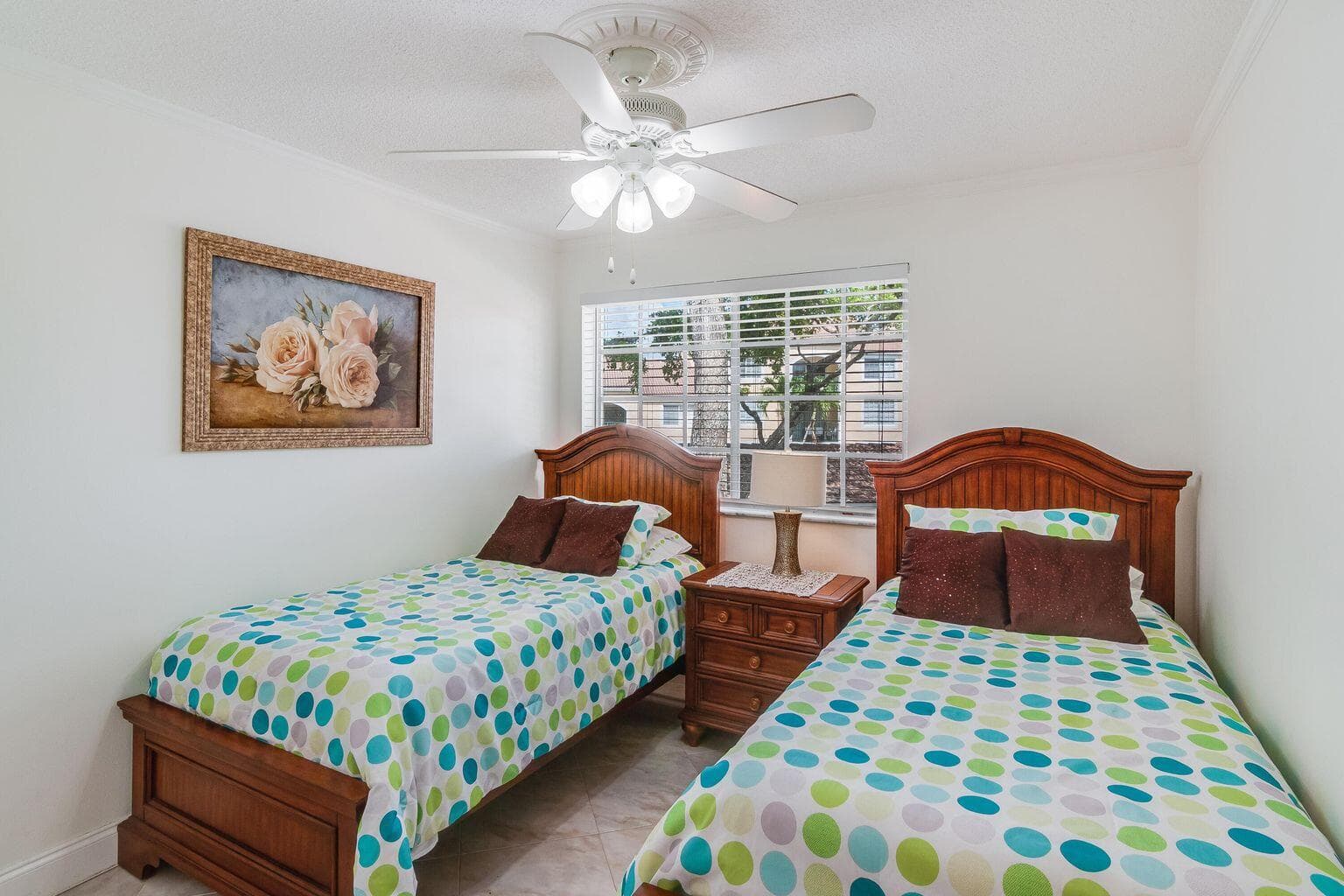 1715 Village Boulevard 201, West Palm Beach, FL 33409 — photo 19 of 33