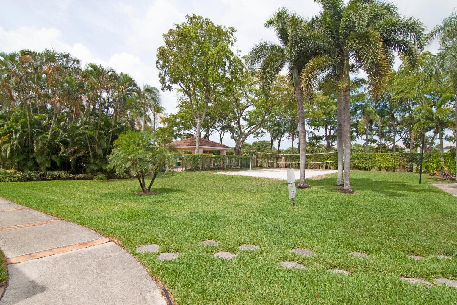 1715 Village Boulevard 201, West Palm Beach, FL 33409 — photo 32 of 33