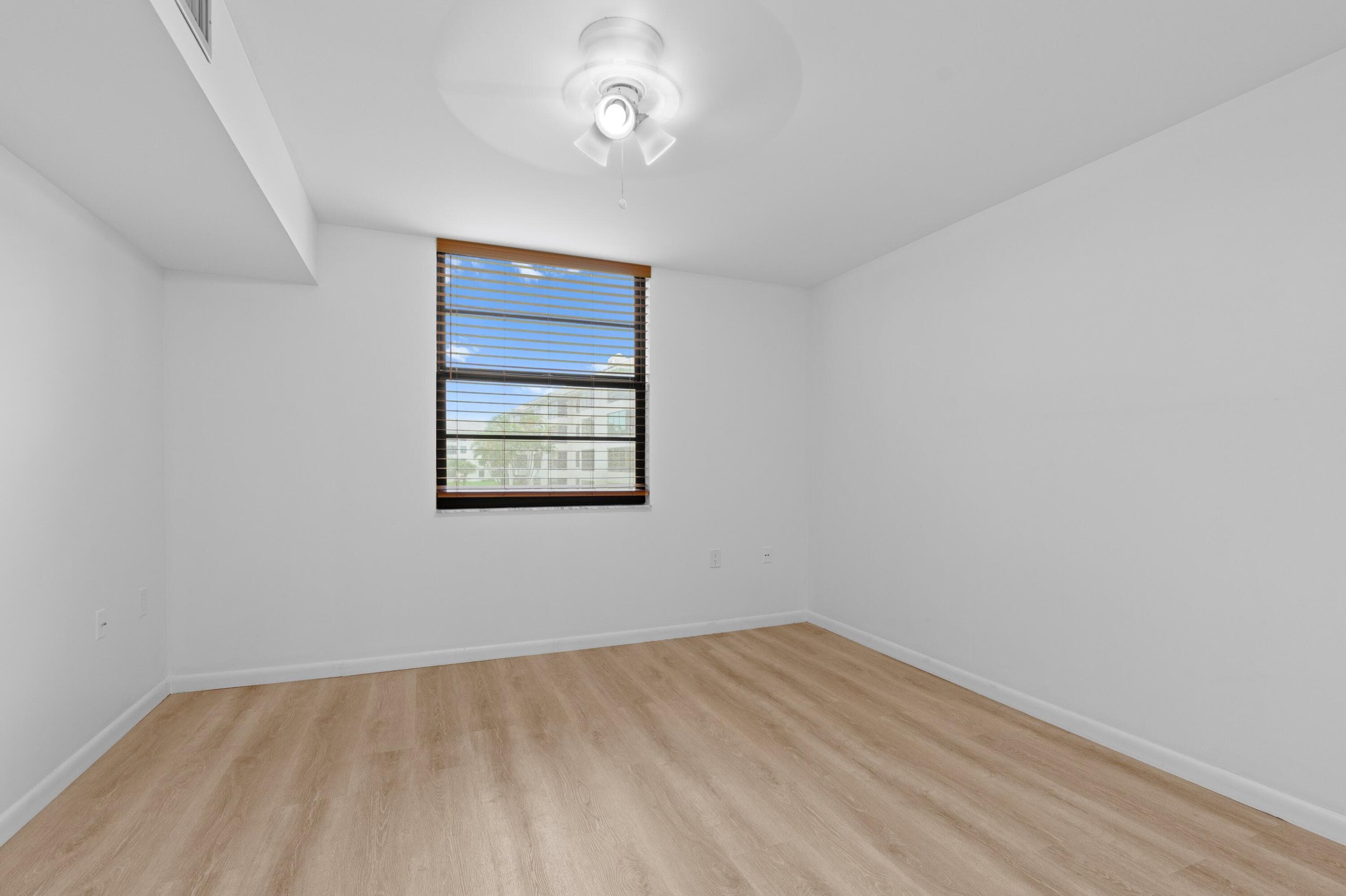 3650 Whitehall Drive 202, West Palm Beach, FL 33401 — photo 20 of 36