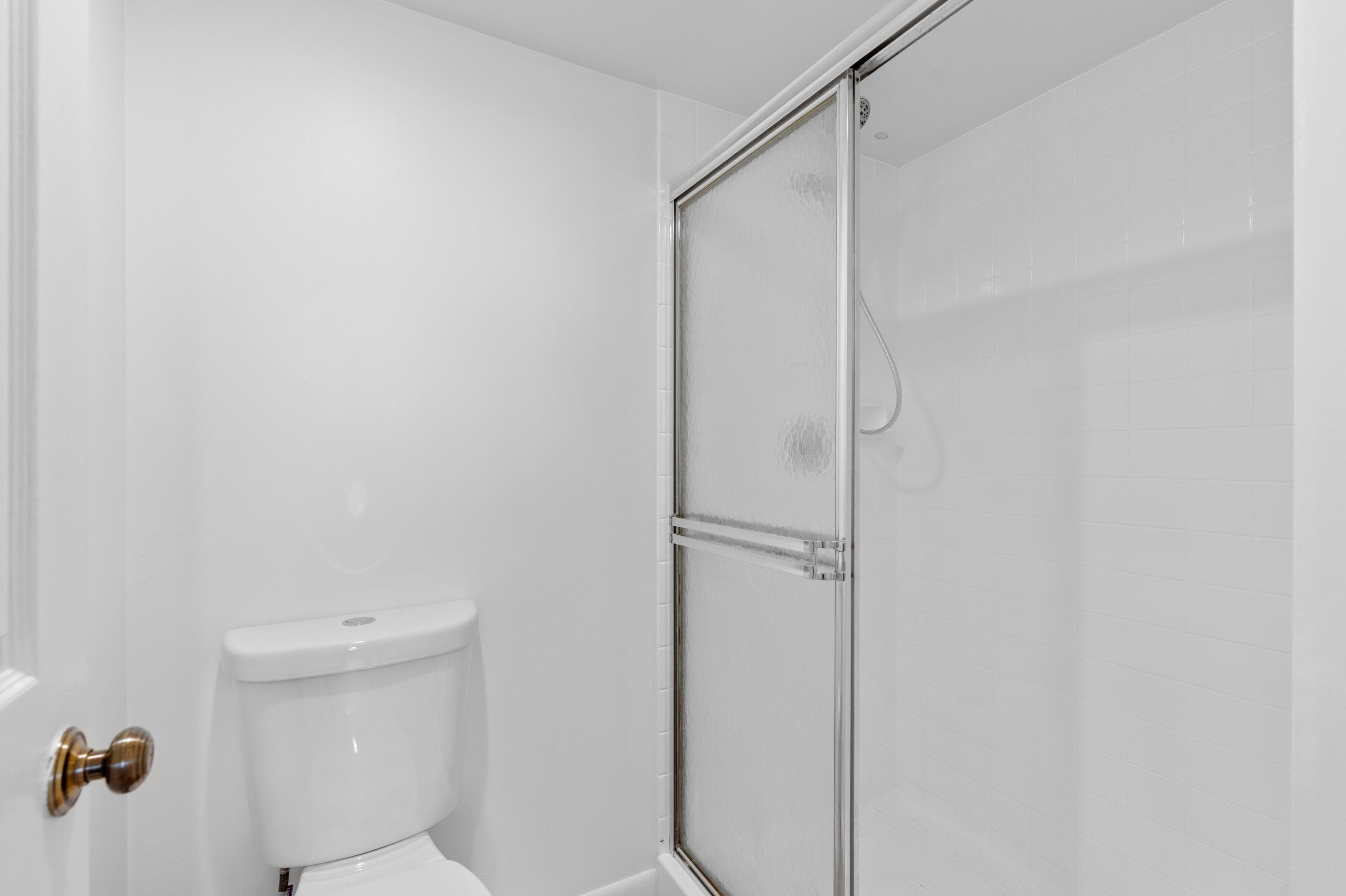 3650 Whitehall Drive 202, West Palm Beach, FL 33401 — photo 22 of 36