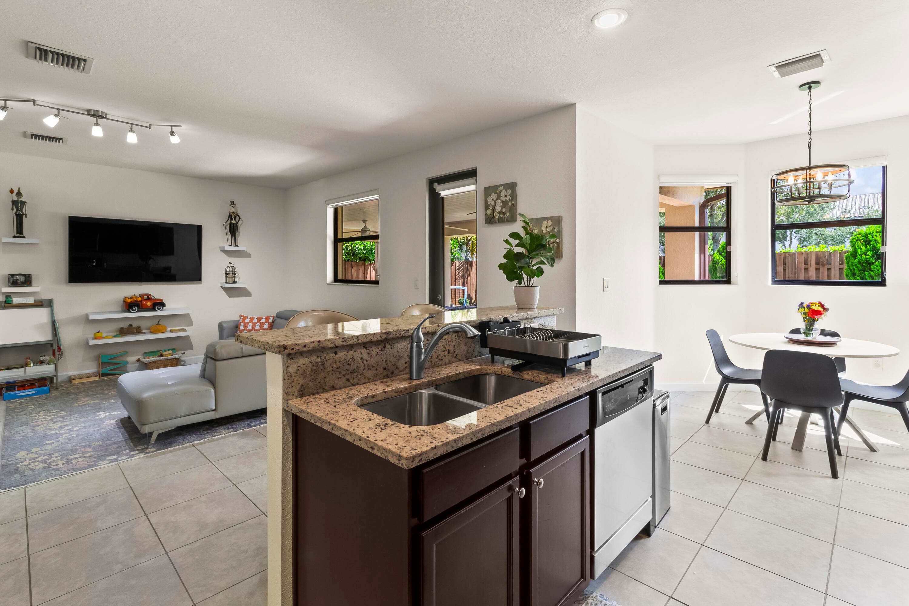 11823 SW 151st Place, Miami, FL 33196 — photo 9 of 51