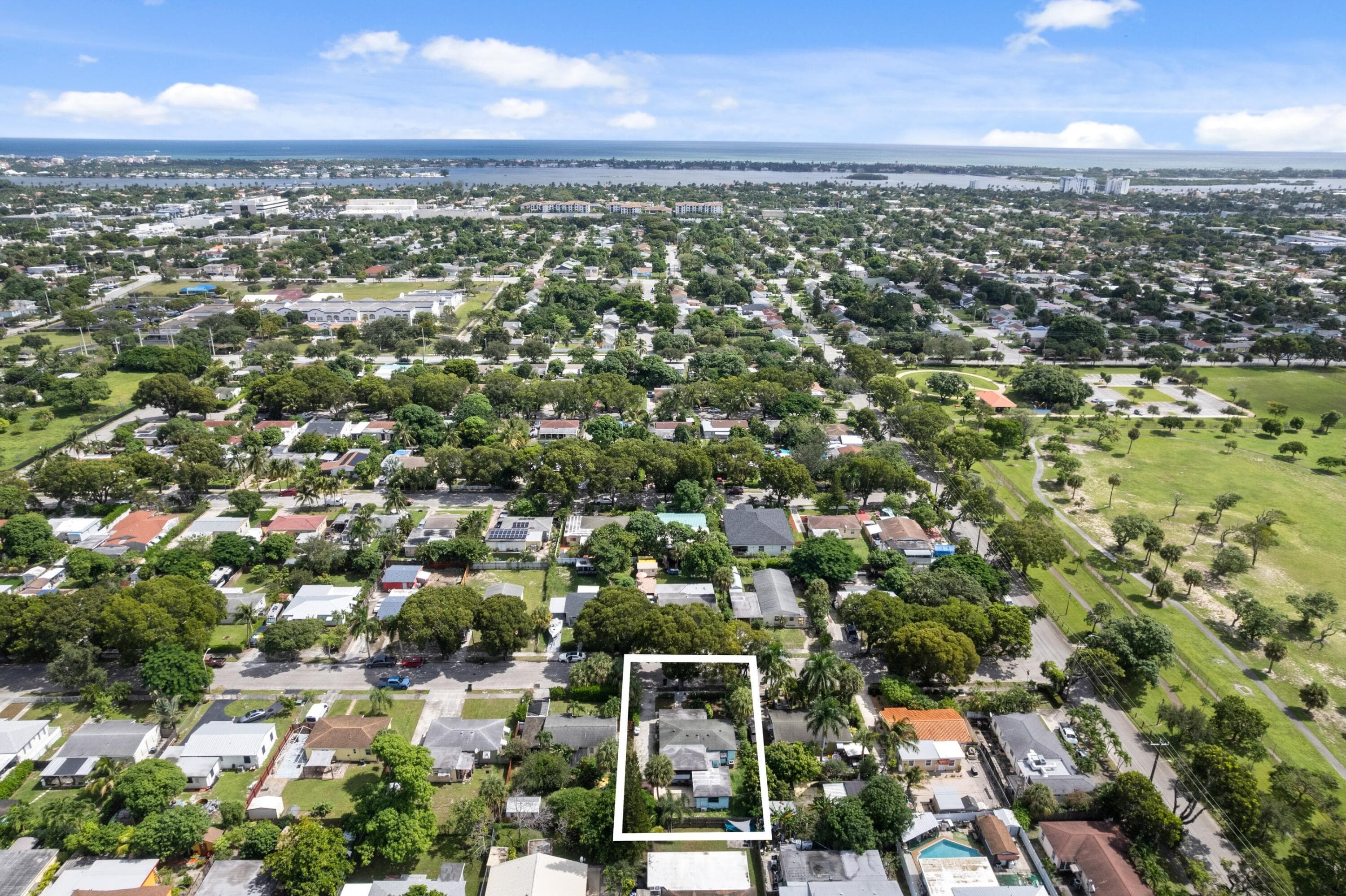 3101 Glenwood Road, West Palm Beach, FL 33405 — photo 7 of 21