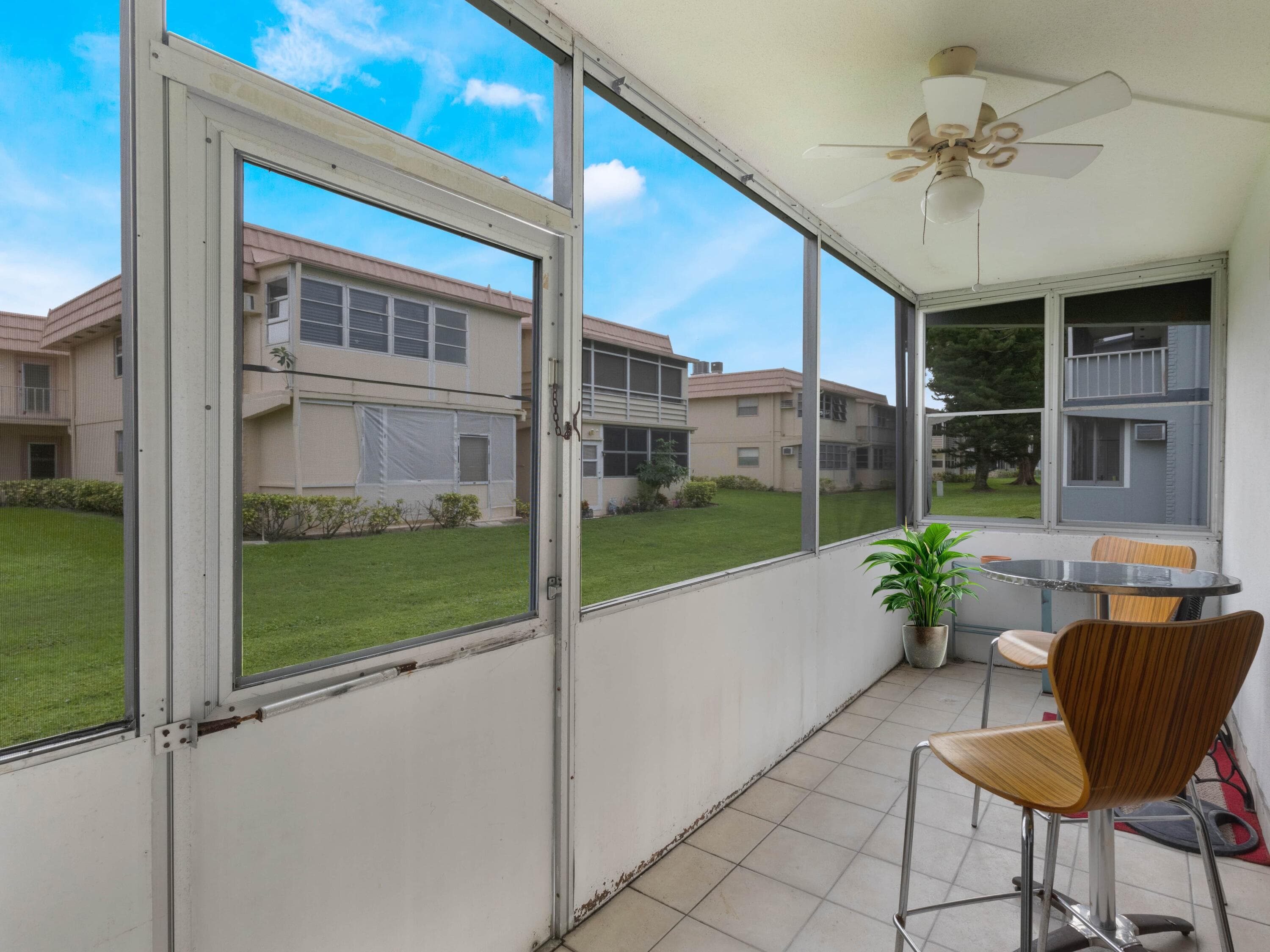 499 Saxony K, Delray Beach, FL 33446 — photo 21 of 33