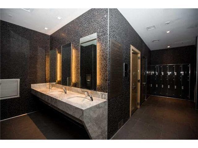 1080 Brickell Avenue 3305, Miami, FL 33131 — photo 13 of 30