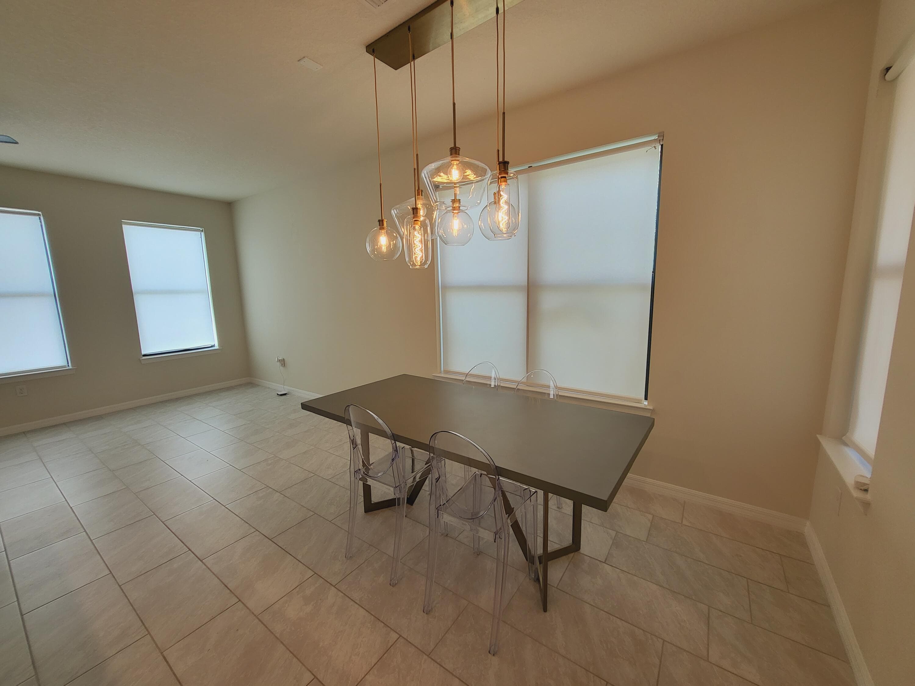 2820 Troubadour St., Palm Springs, FL 33406 — photo 4 of 31