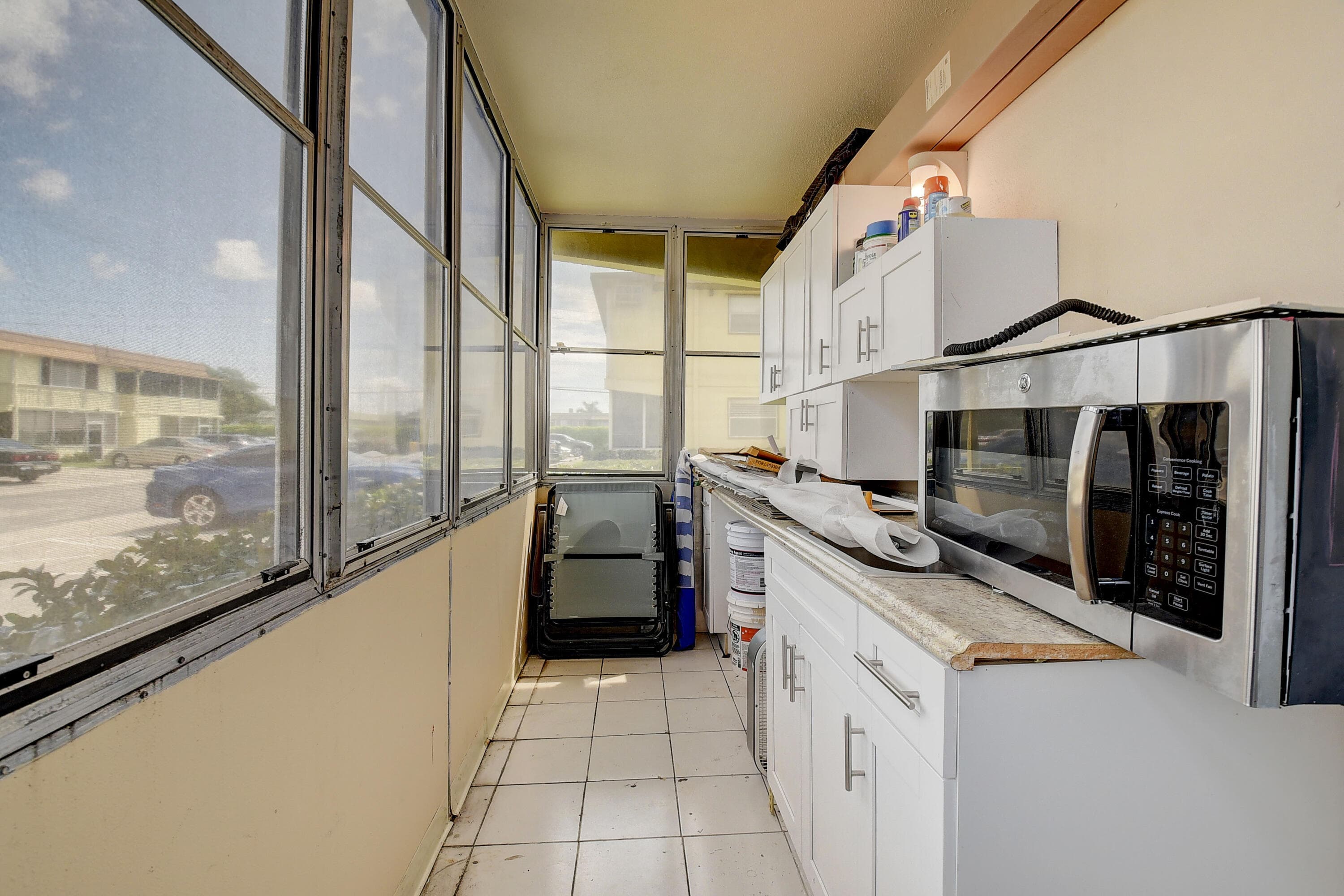 151 Saxony D 151, Delray Beach, FL 33446 — photo 18 of 43