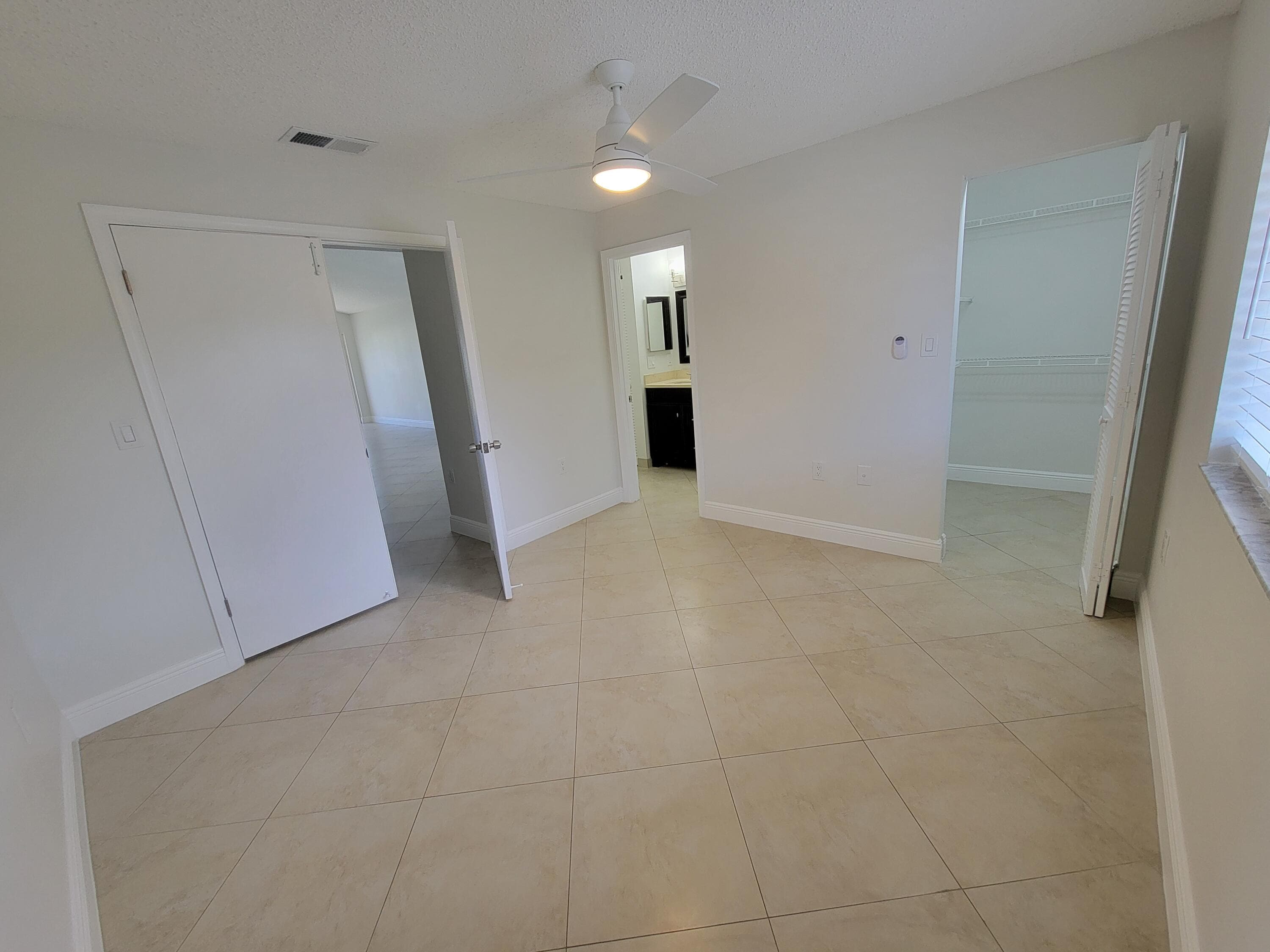 4208 Glenmoor Drive, West Palm Beach, FL 33409 — photo 23 of 36