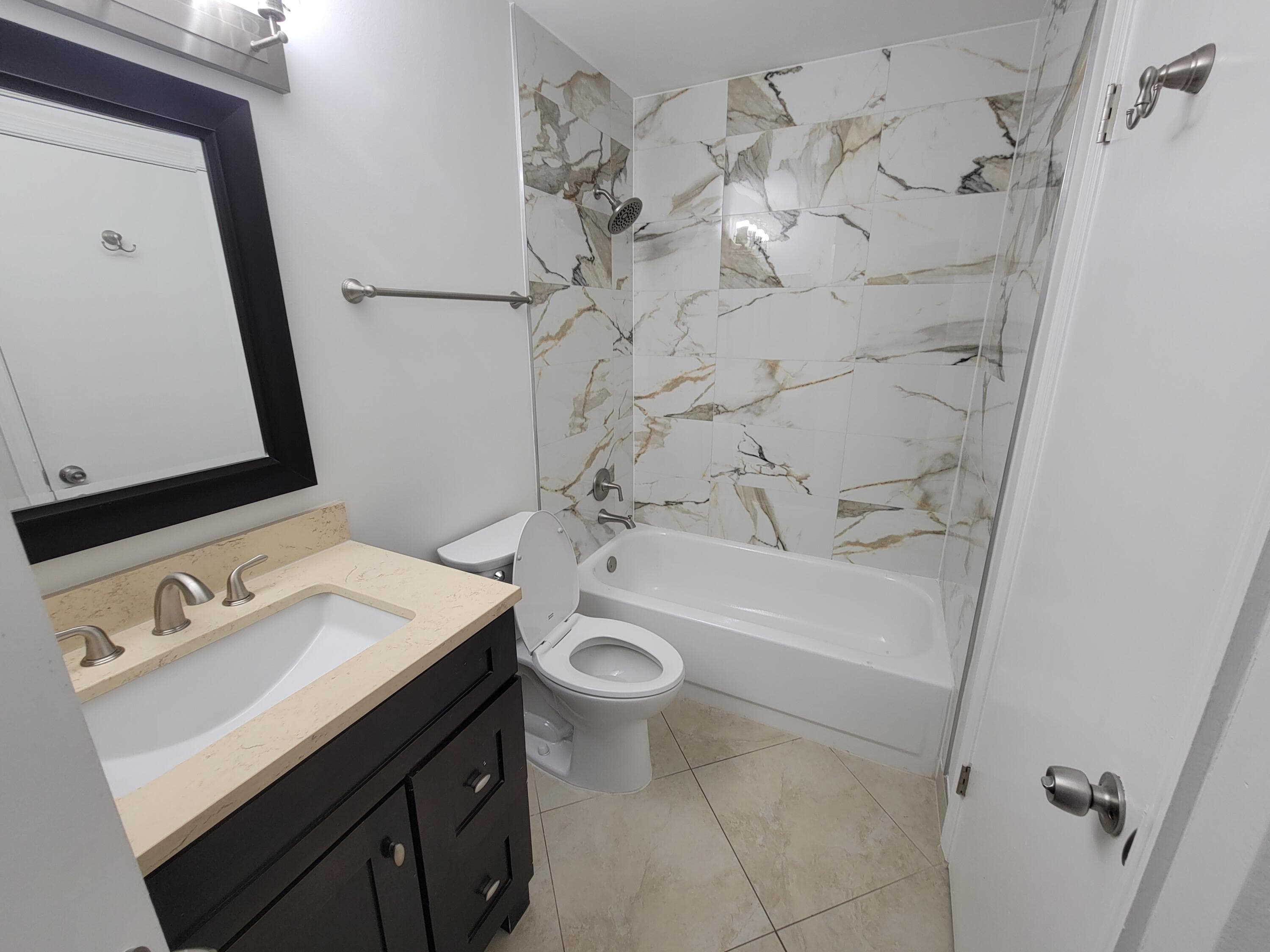 4208 Glenmoor Drive, West Palm Beach, FL 33409 — photo 26 of 36