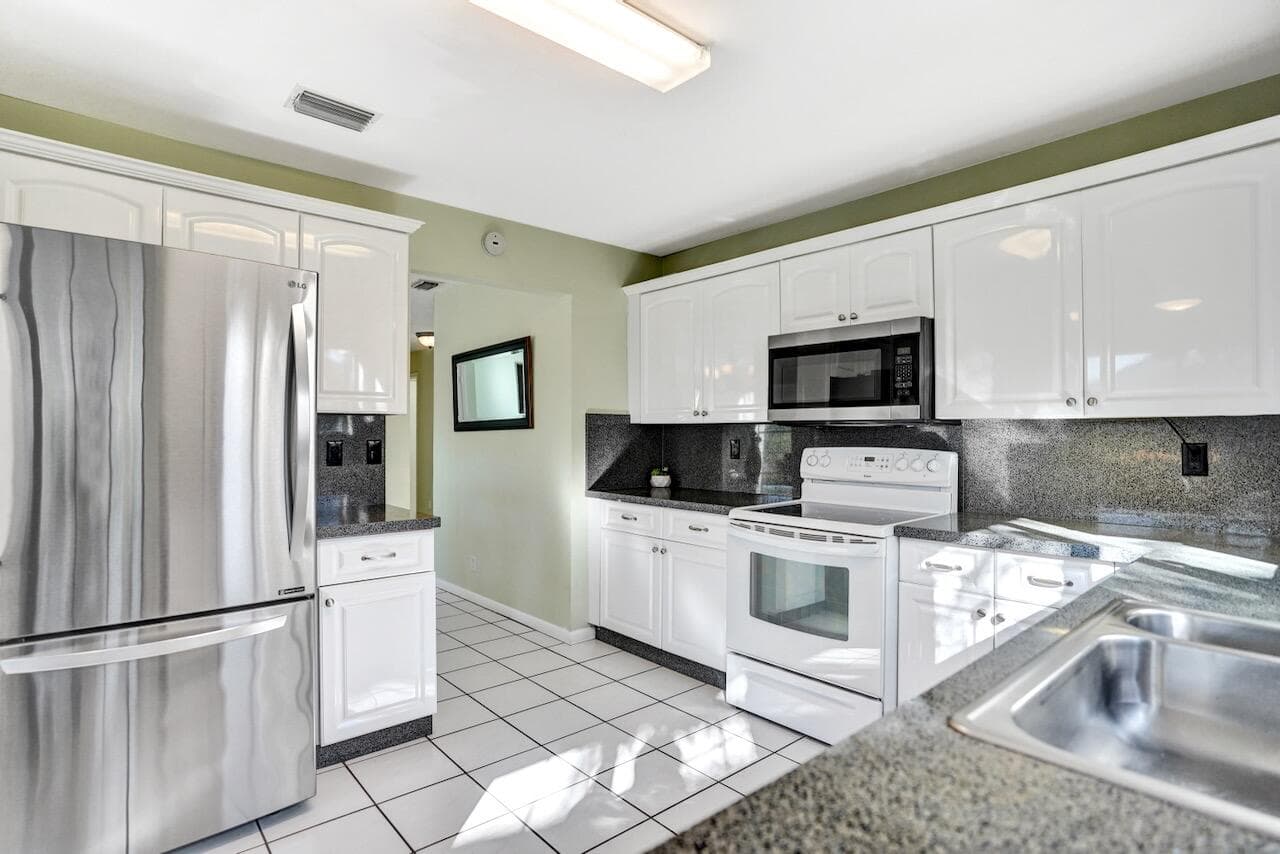 3373 Jog Park Drive, Greenacres, FL 33467 — photo 27 of 105