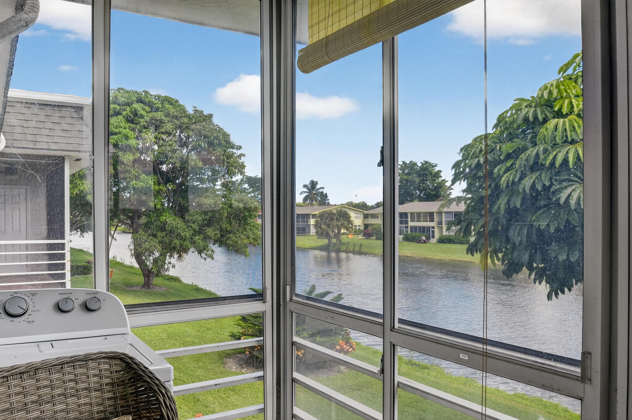 204 Oxford 300, West Palm Beach, FL 33417 — photo 17 of 39