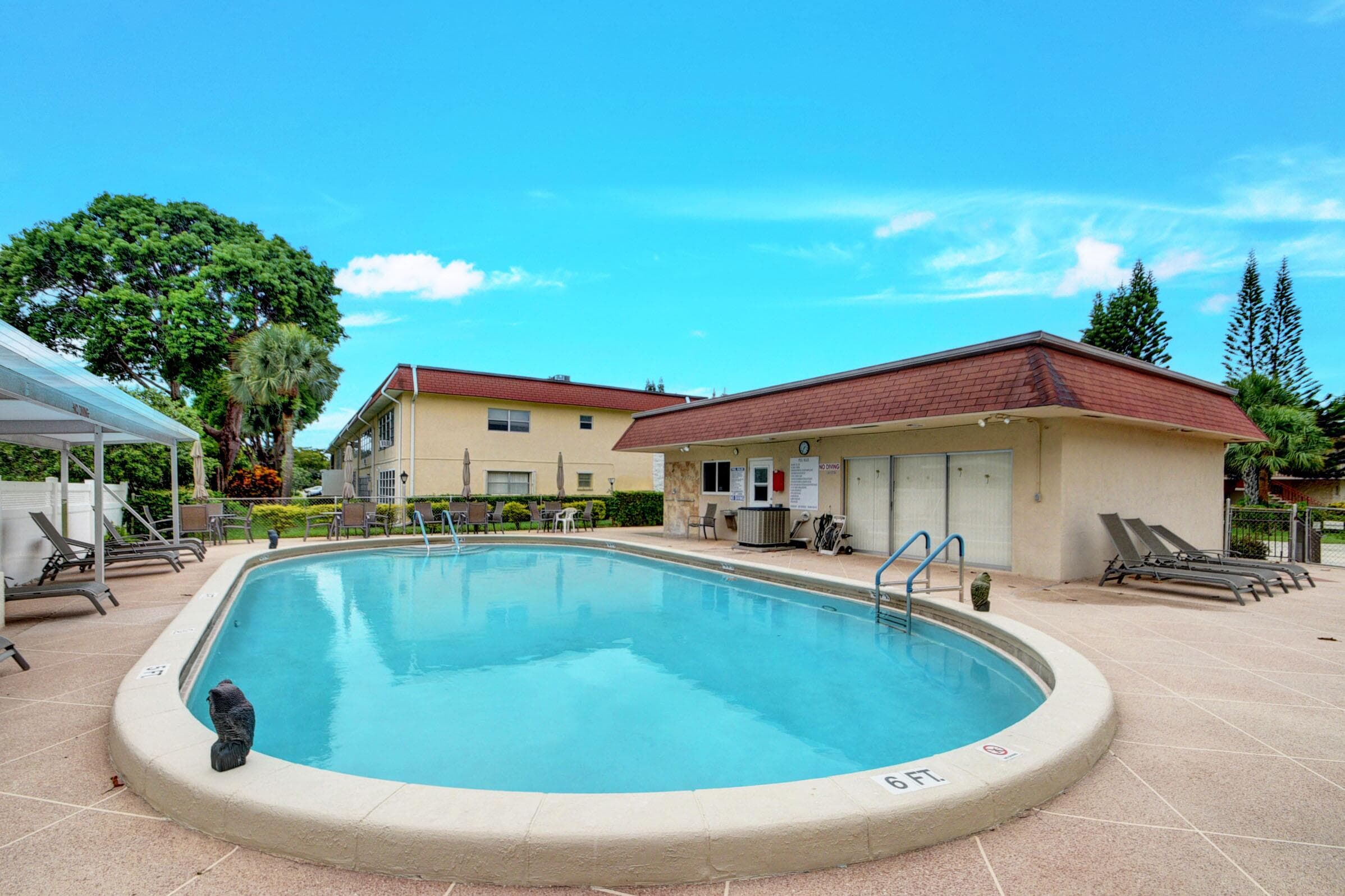 204 Oxford 300, West Palm Beach, FL 33417 — photo 29 of 39