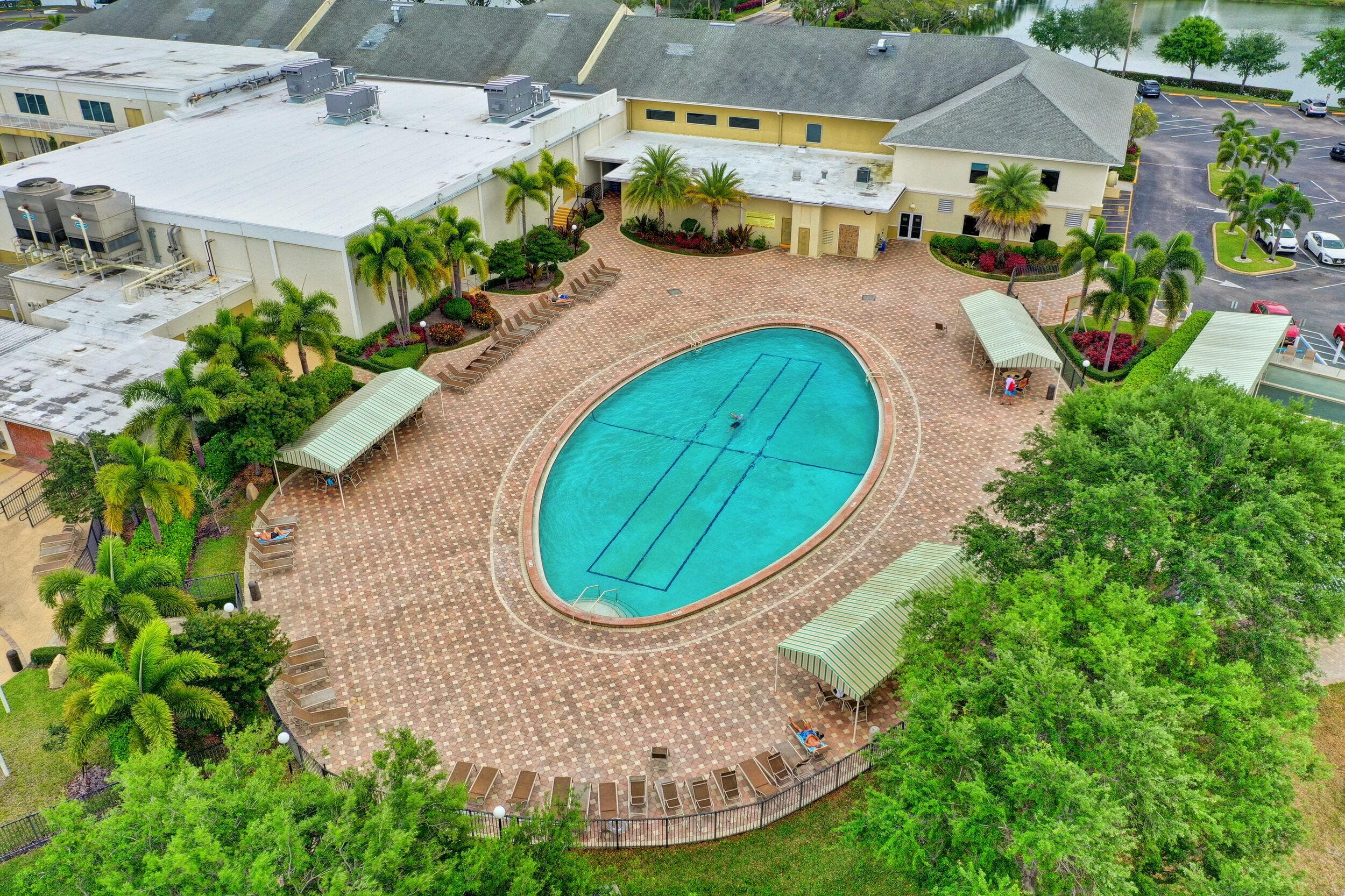 204 Oxford 300, West Palm Beach, FL 33417 — photo 36 of 39