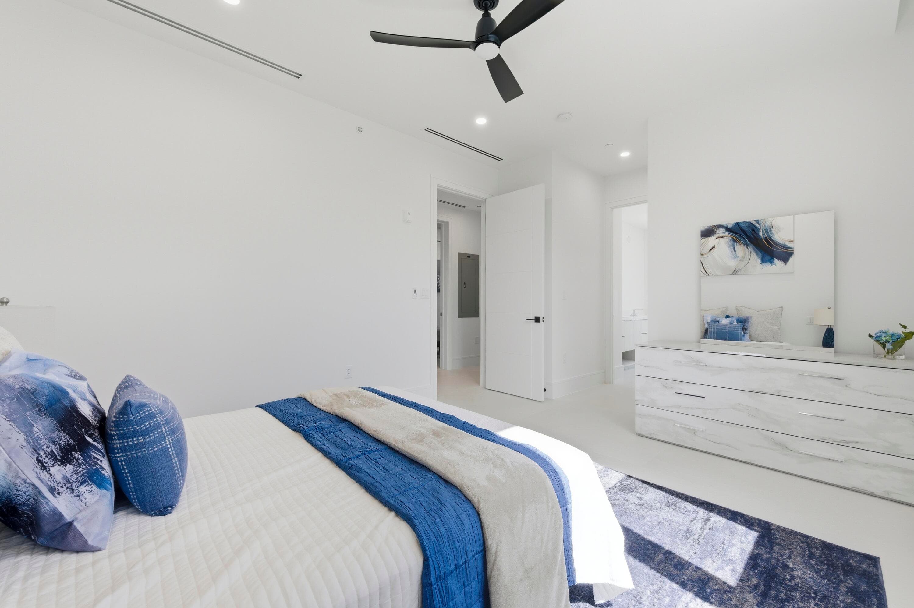 2323 Lake Drive 201, Singer Island, FL 33404 — photo 31 of 60