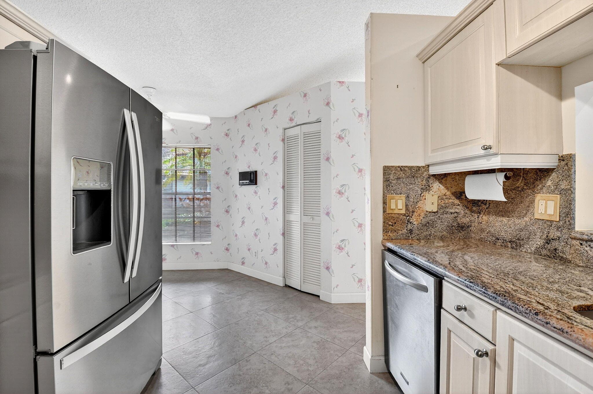 8225 Cassia Drive, Boynton Beach, FL 33472 — photo 17 of 64