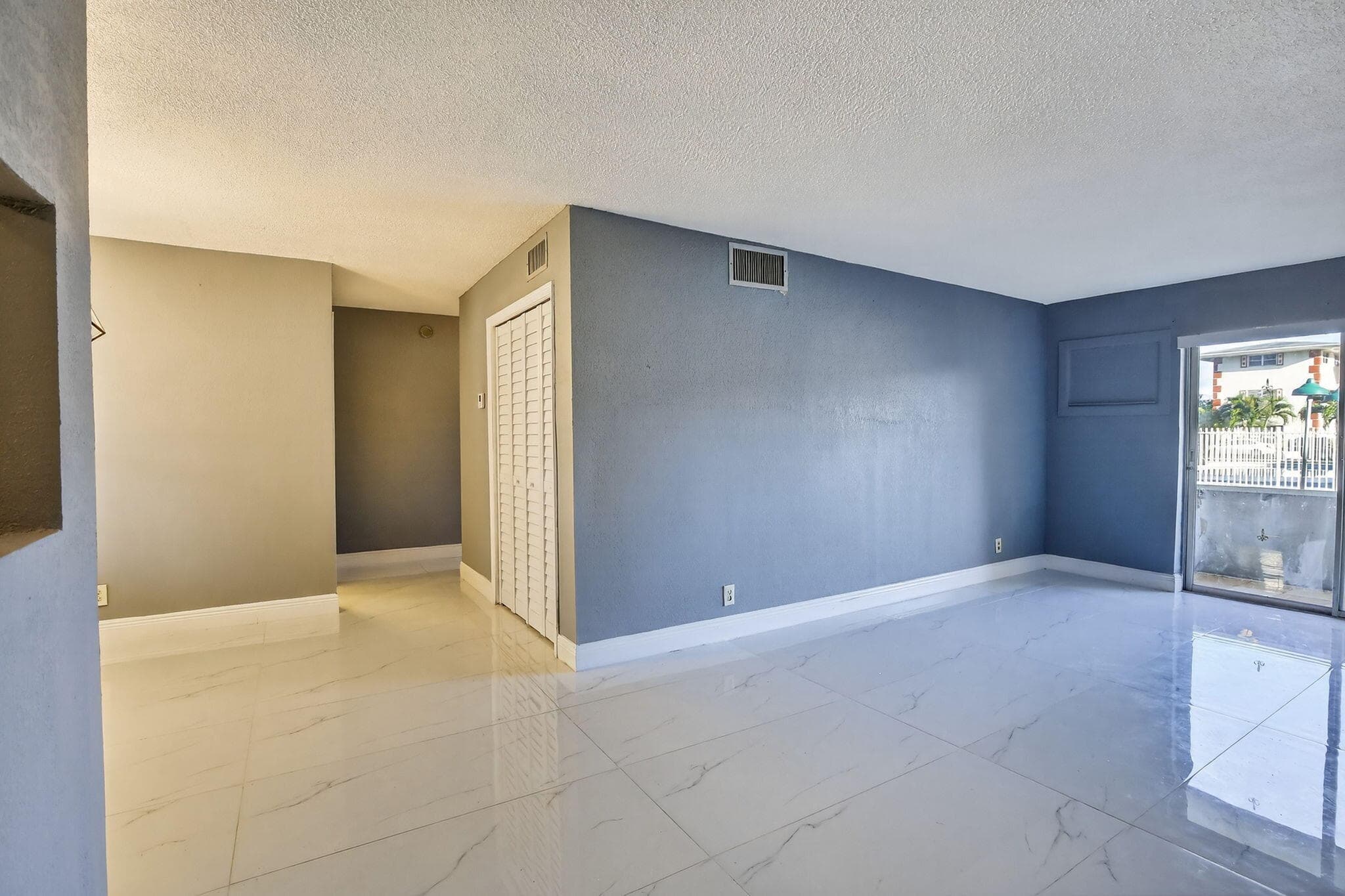 4770 NW 10th Court 104, Plantation, FL 33313 — photo 10 of 23