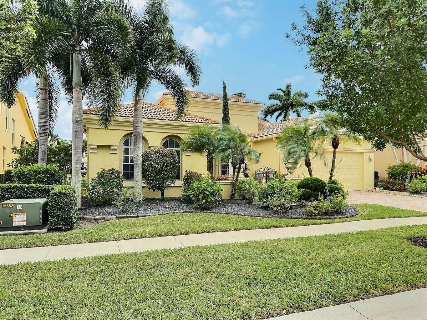 8768 Via Prestigio E, Wellington, FL 33411 — photo 1 of 20